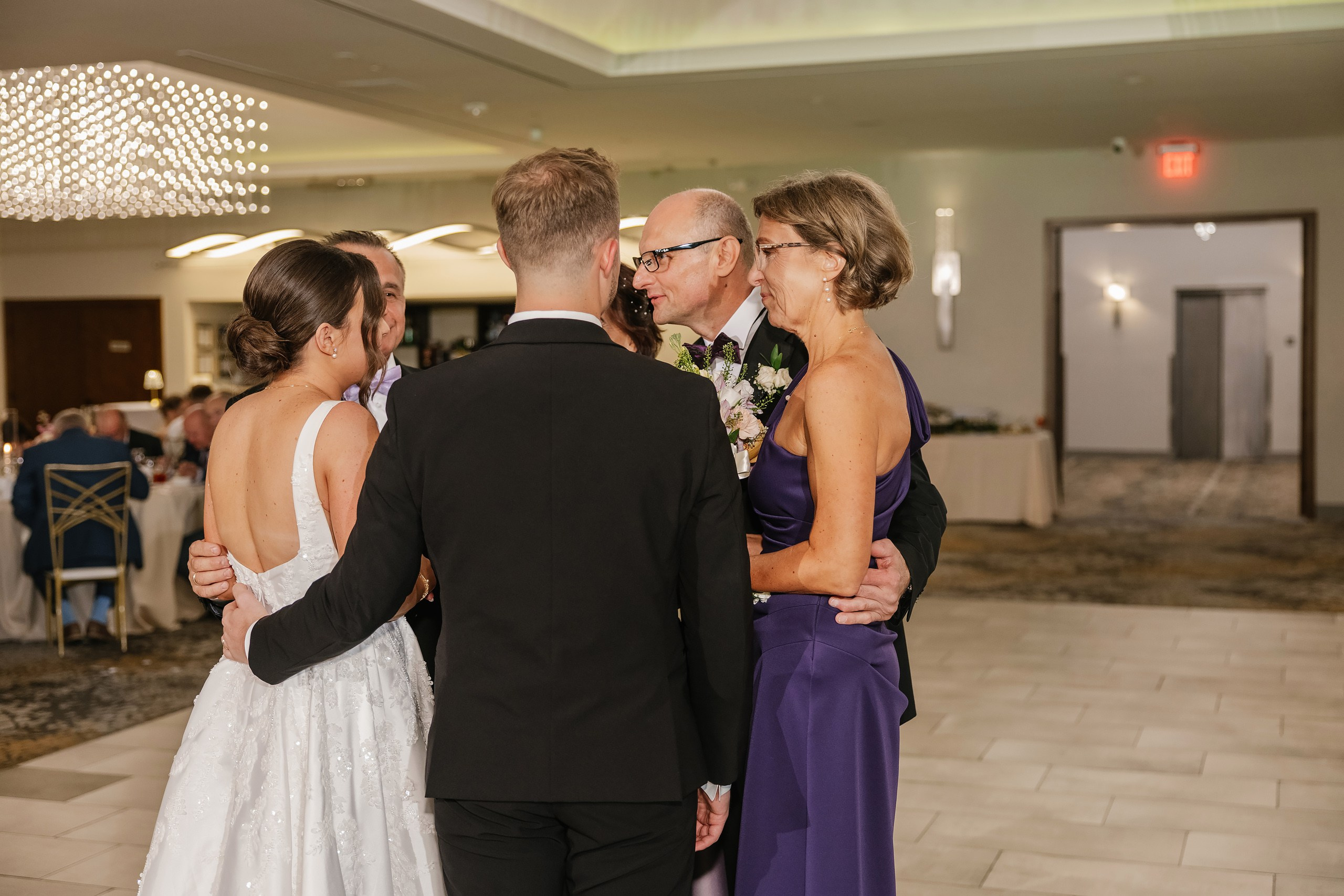 09.06.2025 Wedding. Wedding family event photographer in Chicago Nick Yushevich