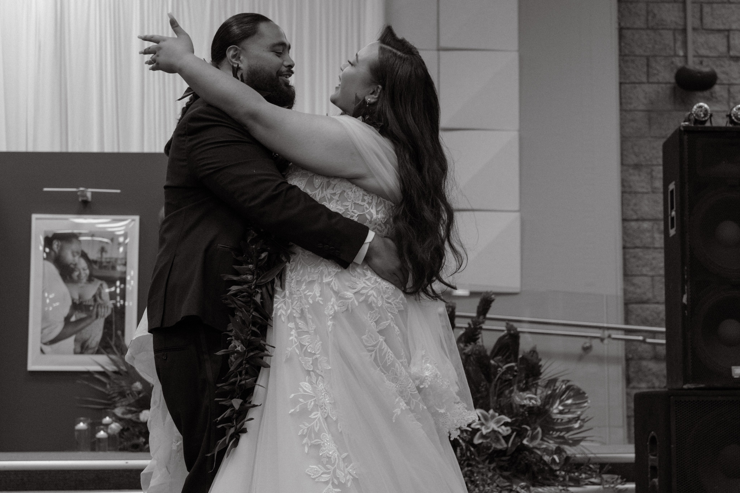 Arieta & Esmond: Polynesian Bliss and Love. Portrait, family, maternity & wedding photography & videography in SoCal Kseni Vibe