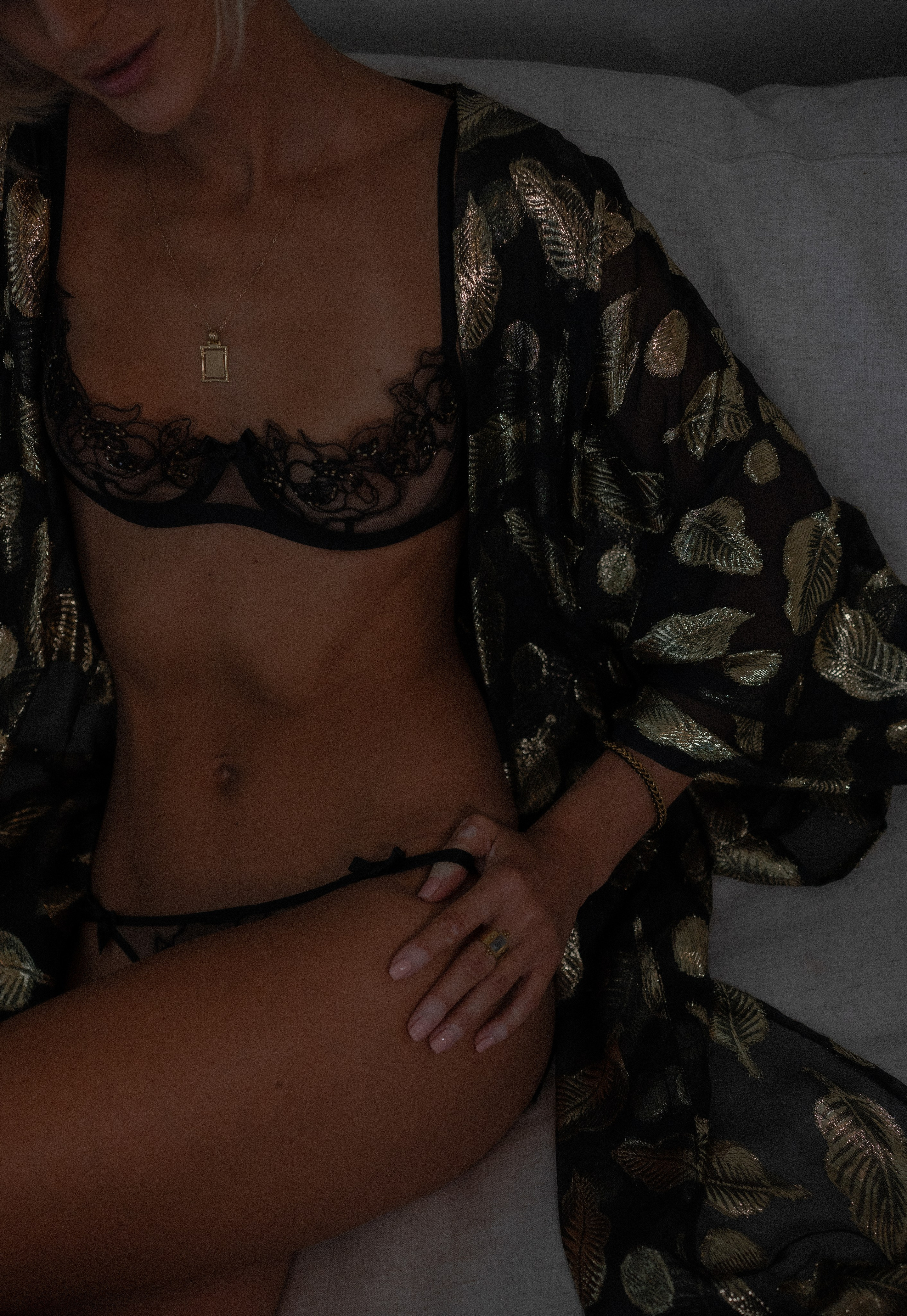 Let’s cook something hot. Photoshoot at home. Portrait, family, maternity & wedding photography & videography in SoCal Kseni Vibe