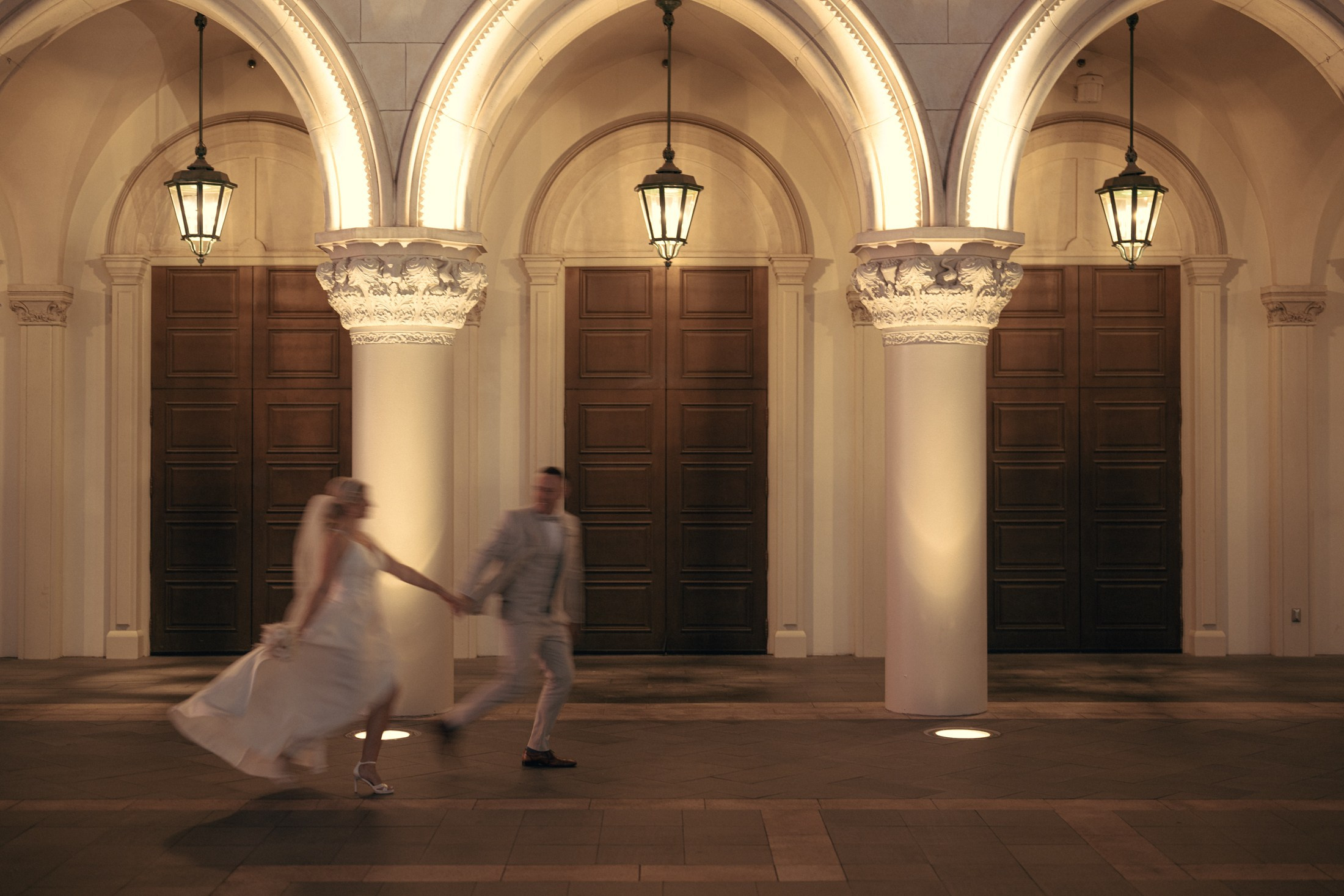 Wedding & elopement photographer Viktoriya Kravtsov. Las Vegas