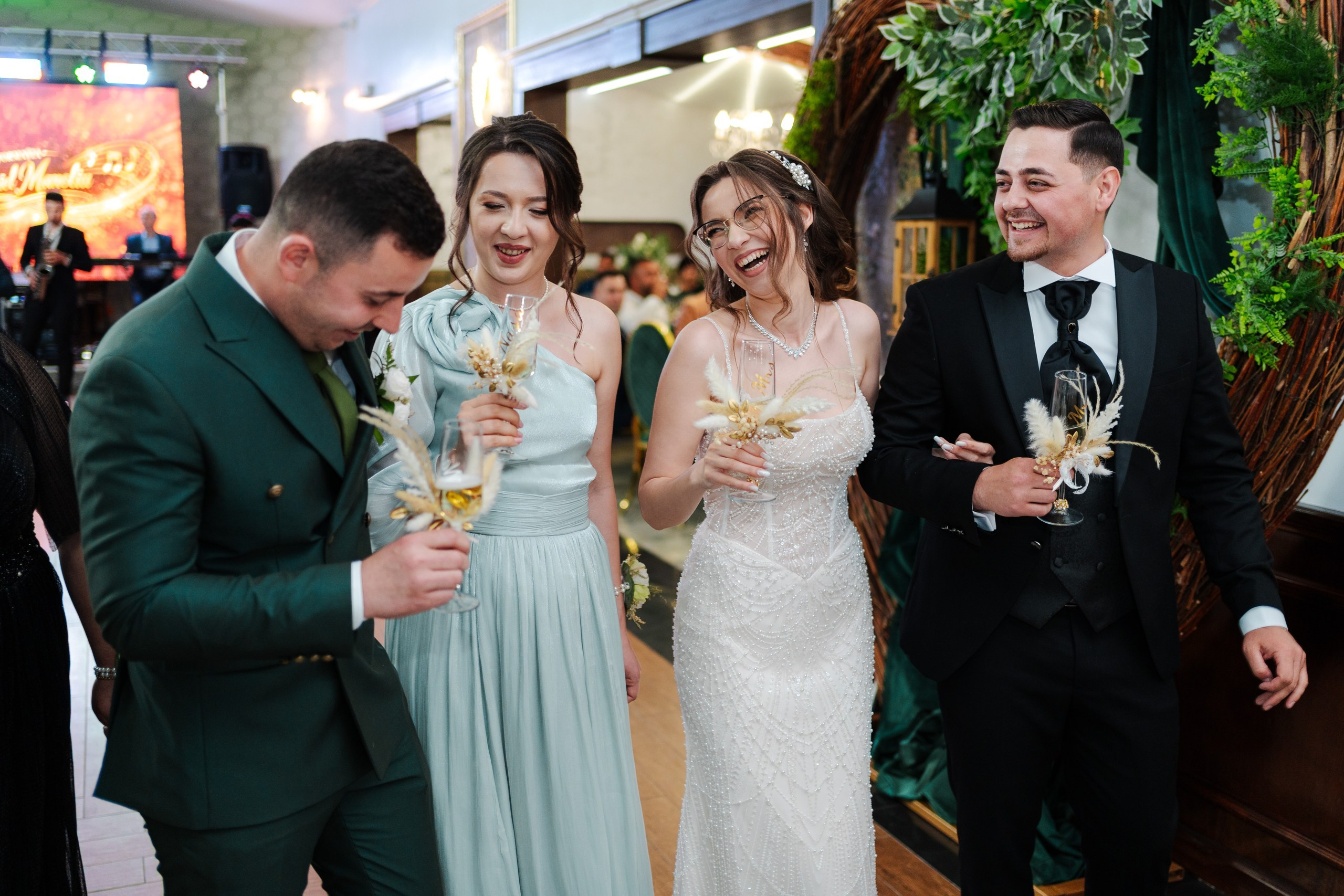 Stefania & Vasi. Ionut Cimpoes FOTOGRAF