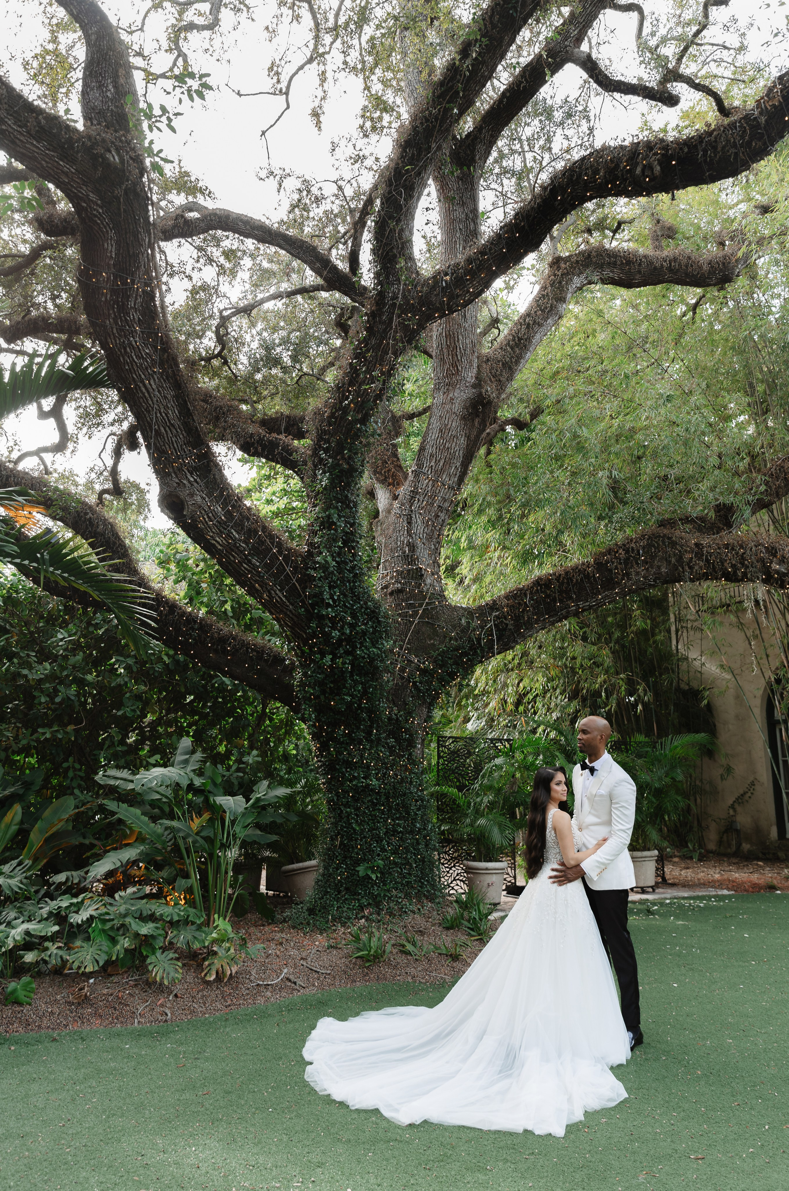 Classic Elegance Meets Modern Love | Martha & Julius at Villa Woodbine. YES I DO PRODUCTION — Wedding photography&videography