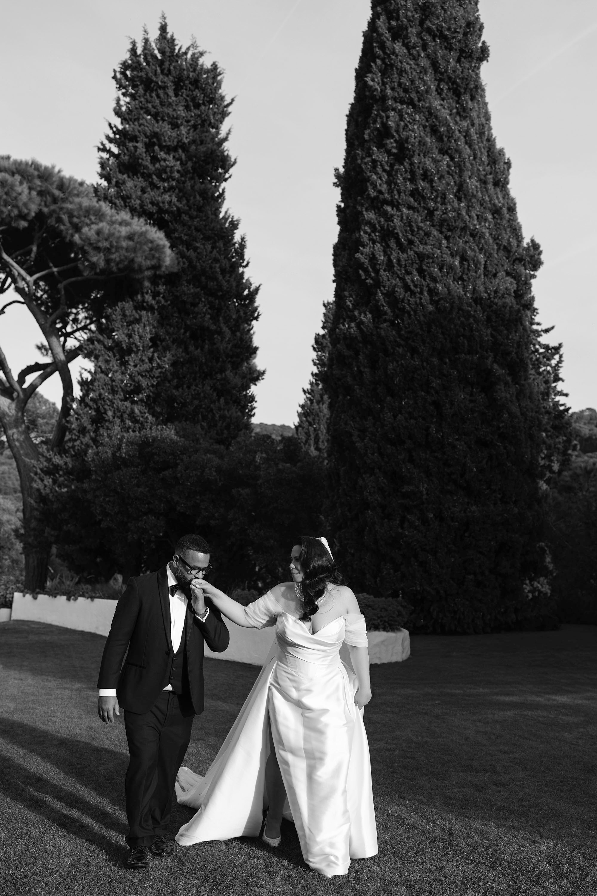 Donielle and Edwin. Fotógrafos de bodas de destino y creadores de contenido con base en España