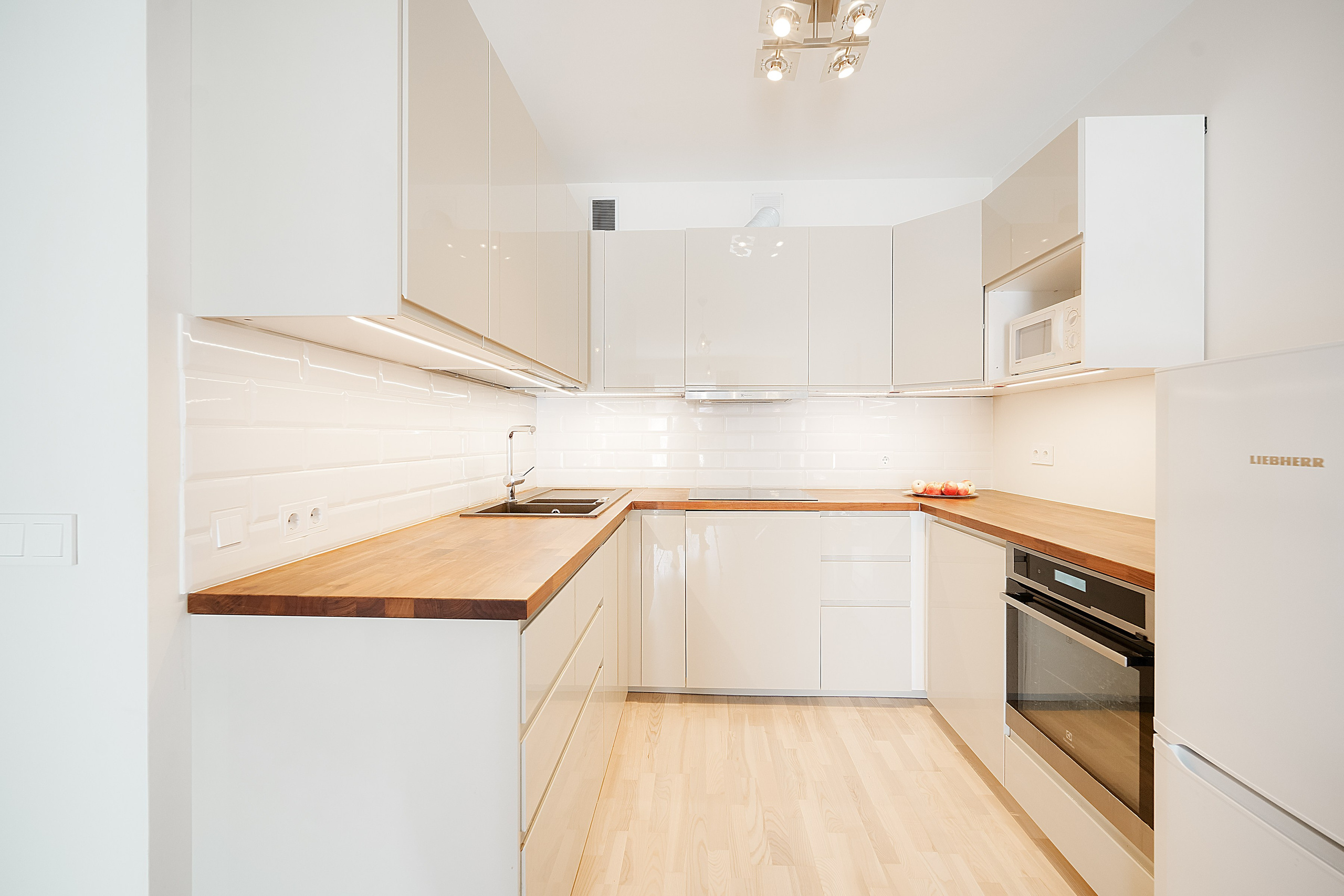 Ladygos g. 1. Elina Sapiega fotografė Vilniuje