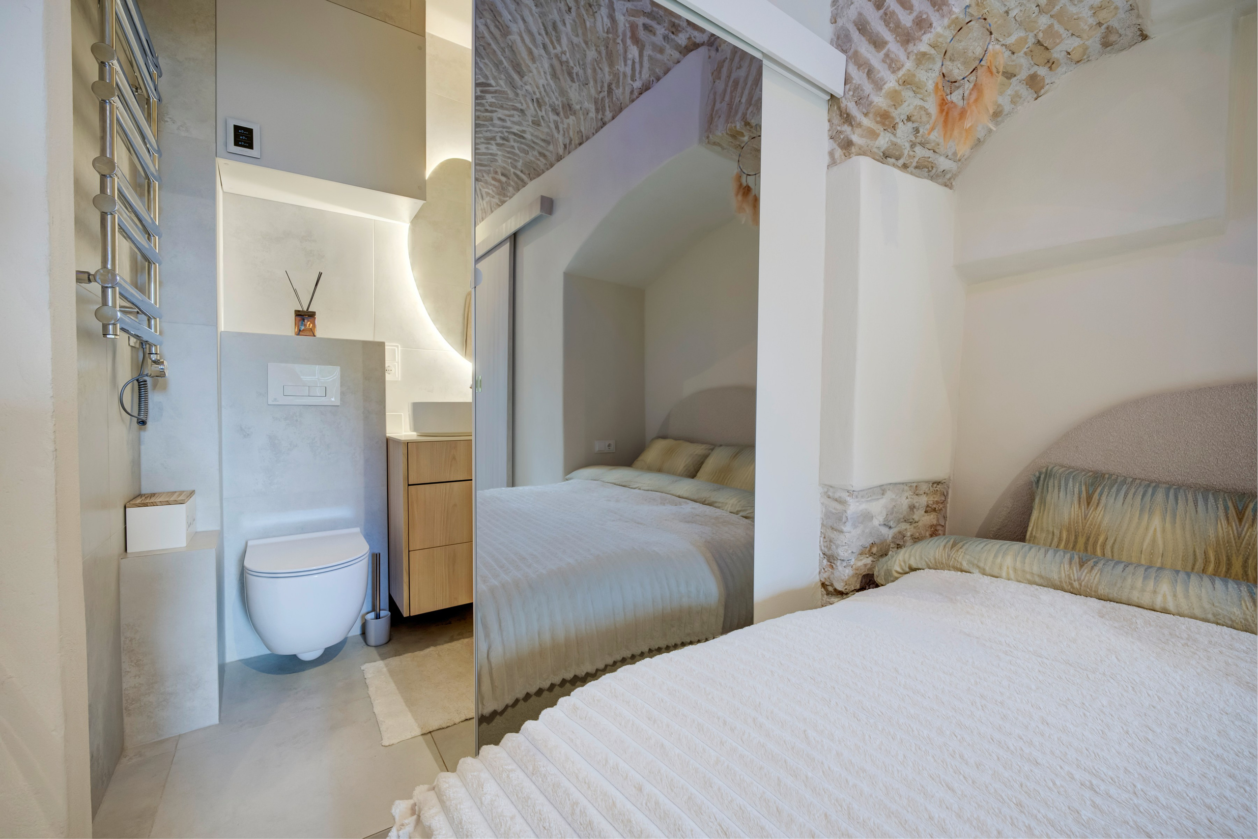 Teatro g. 7 , Vilnius. Elina Sapiega fotografė Vilniuje