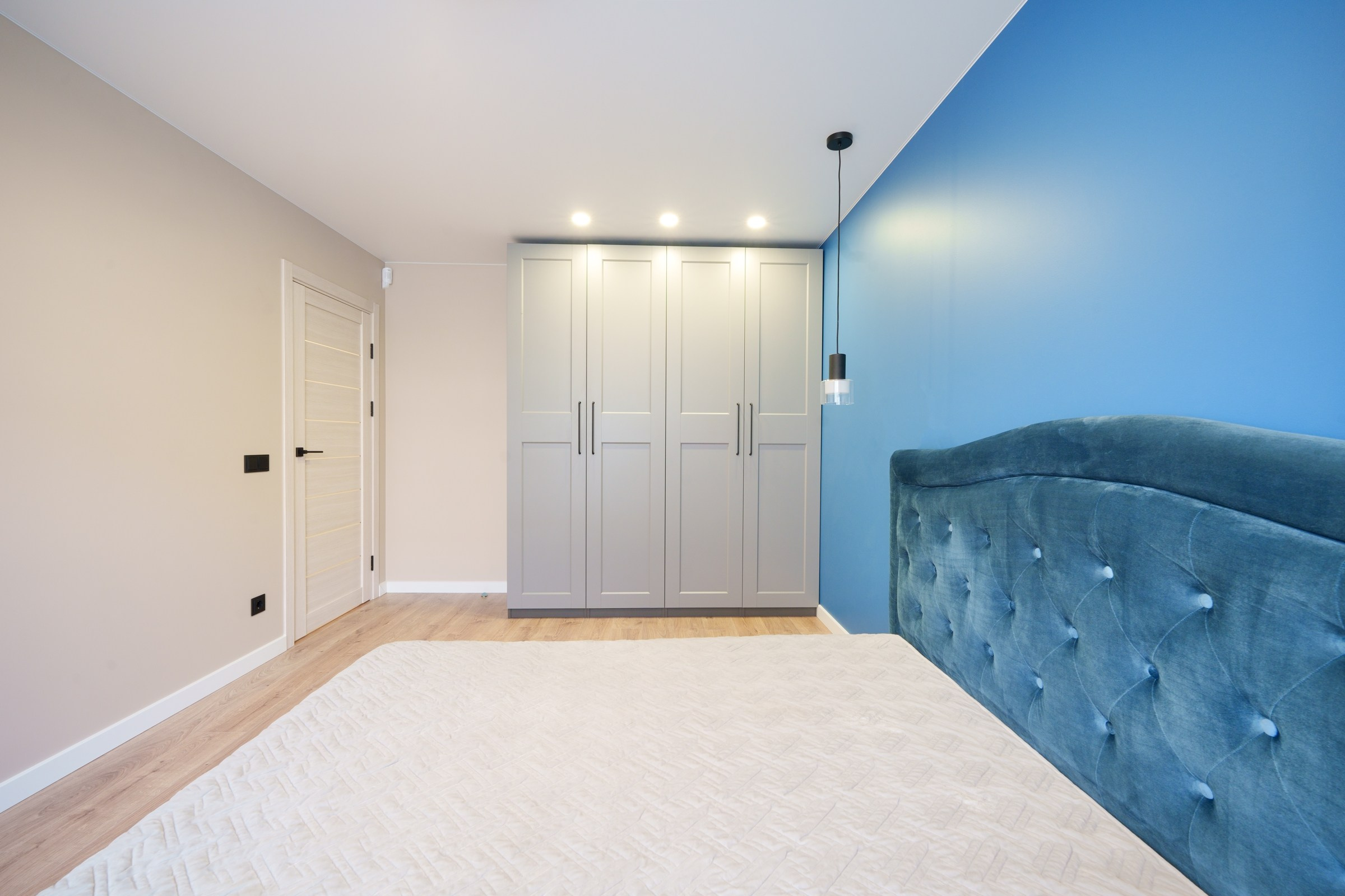 Tuskulėnų g. 8. Elina Sapiega fotografė Vilniuje