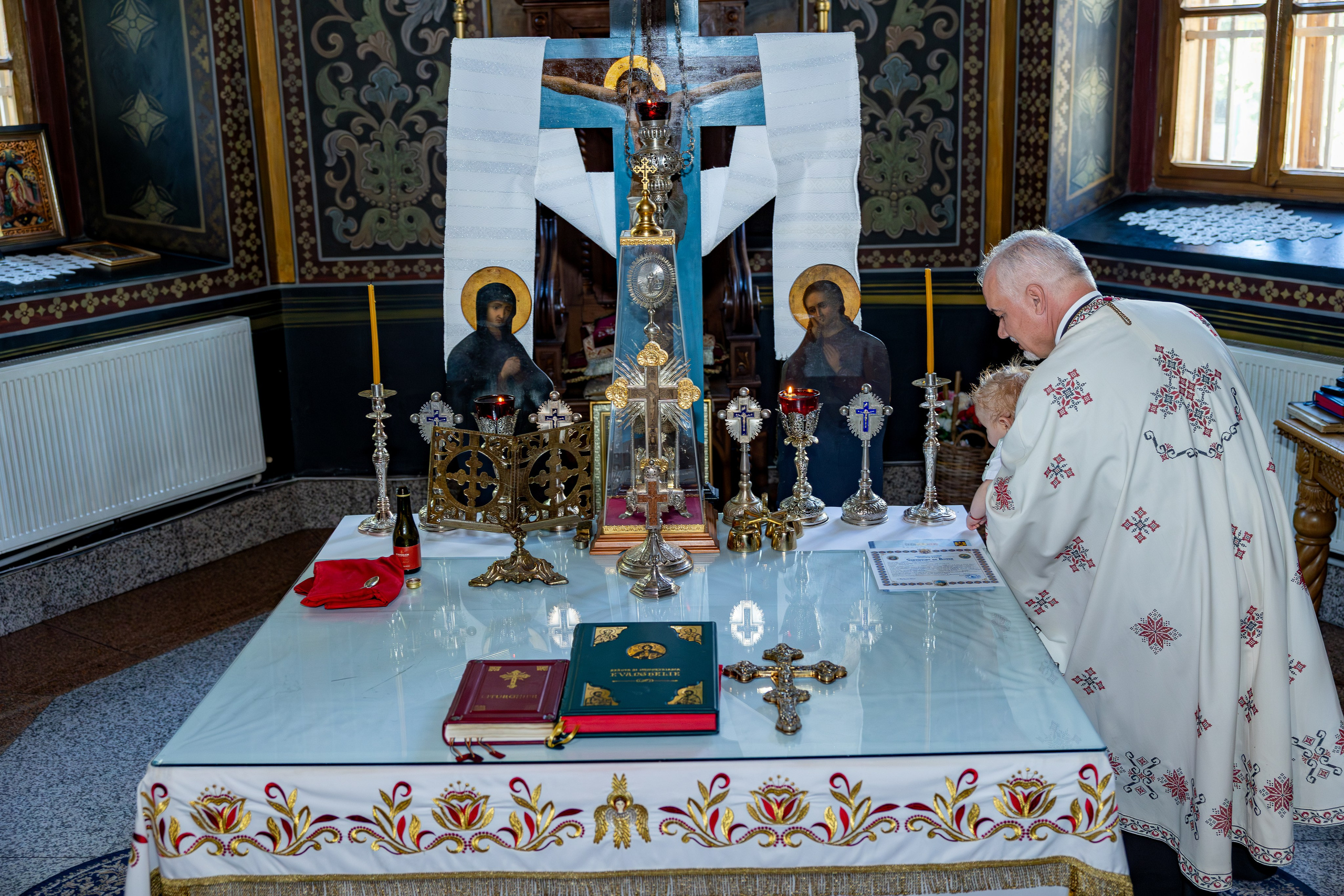 Eric Ionut. Moments By Gub