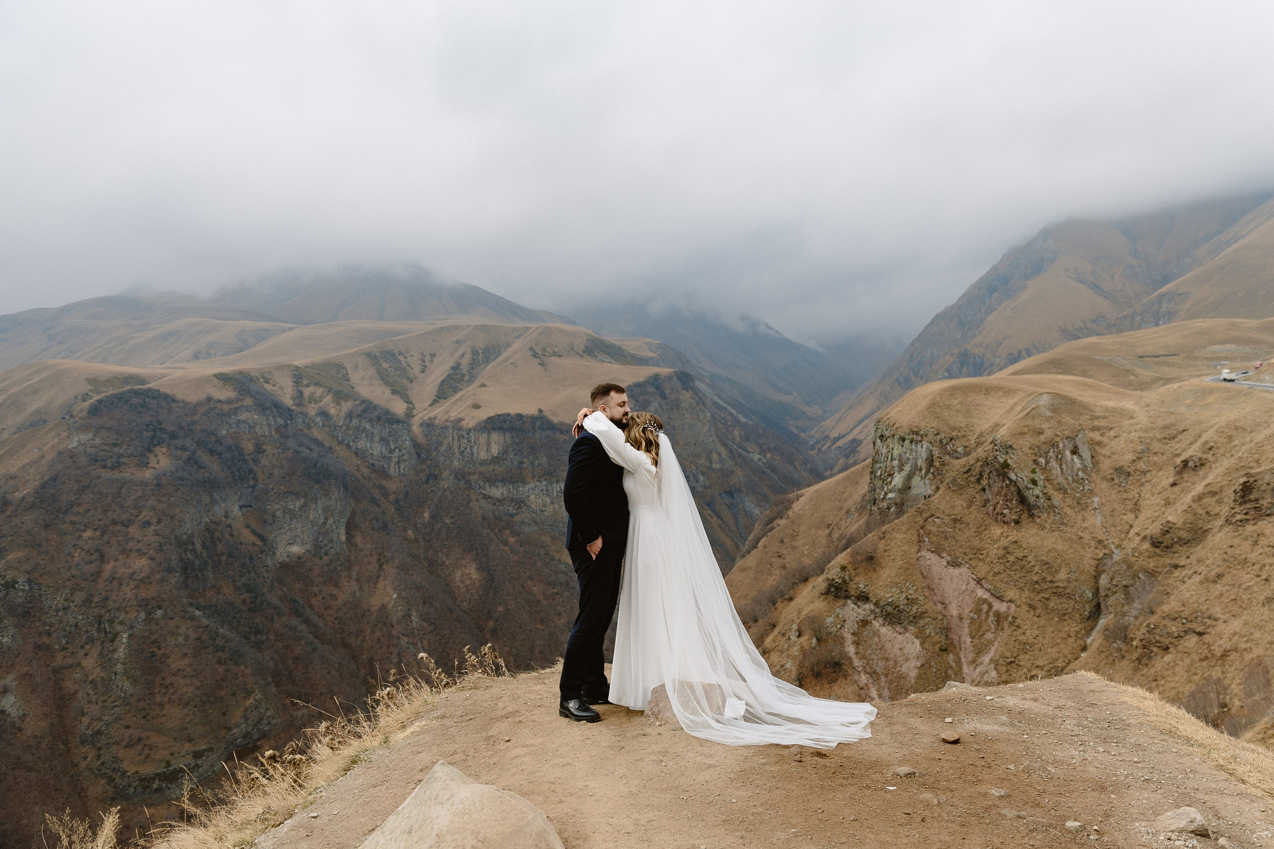 Angelina & Ilya. Photographer Anna Nazarenko