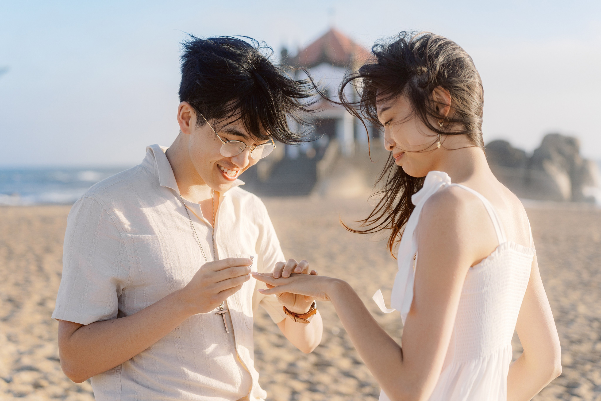PROPOSAL NEAR CAPELA DO SENHOR DA PEDRA. Photo and video shoots, photo tours in Portugal — WePortugal