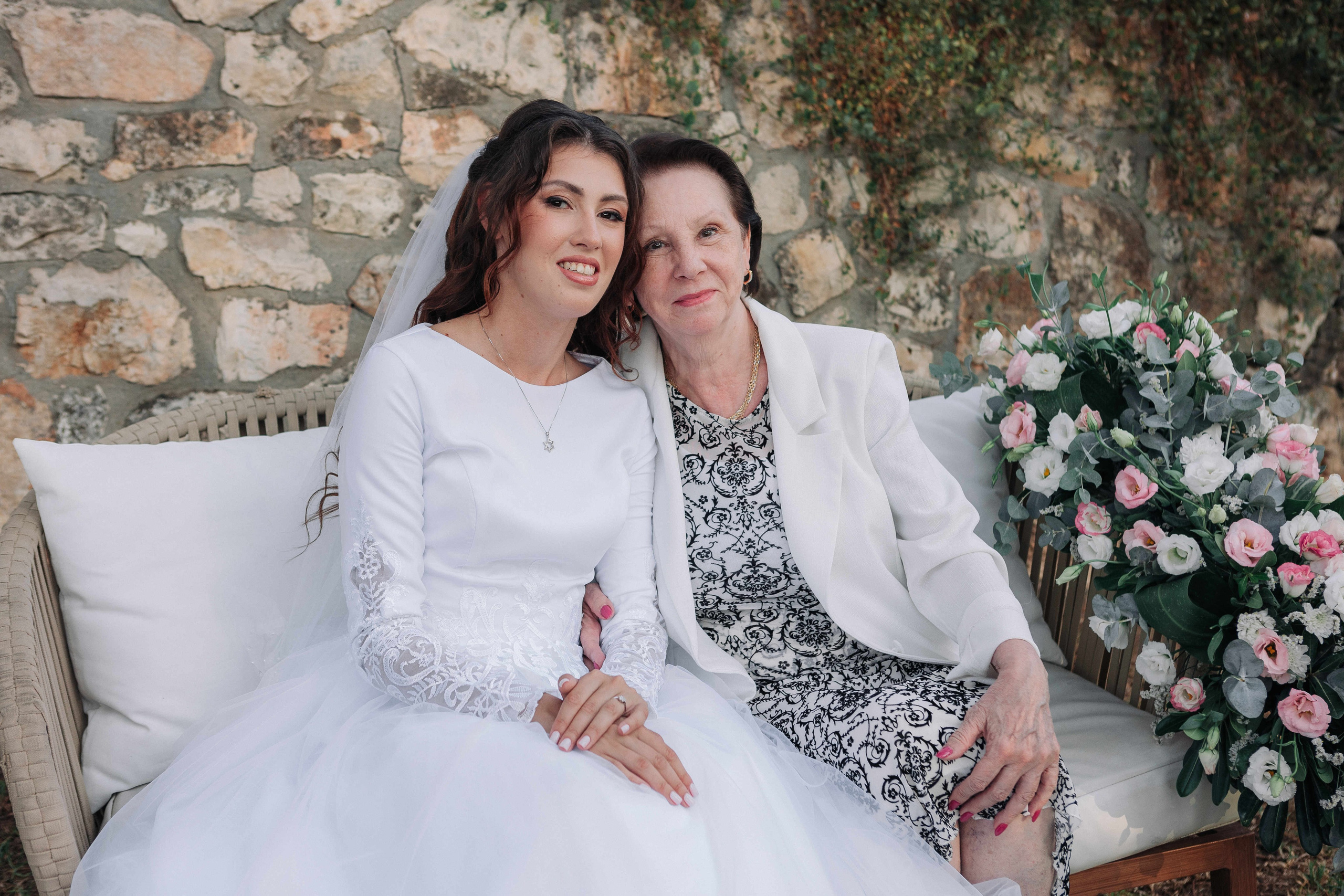 WEDDING OUT OF CITY. PHOTOGRAPHER IN ISRAEL