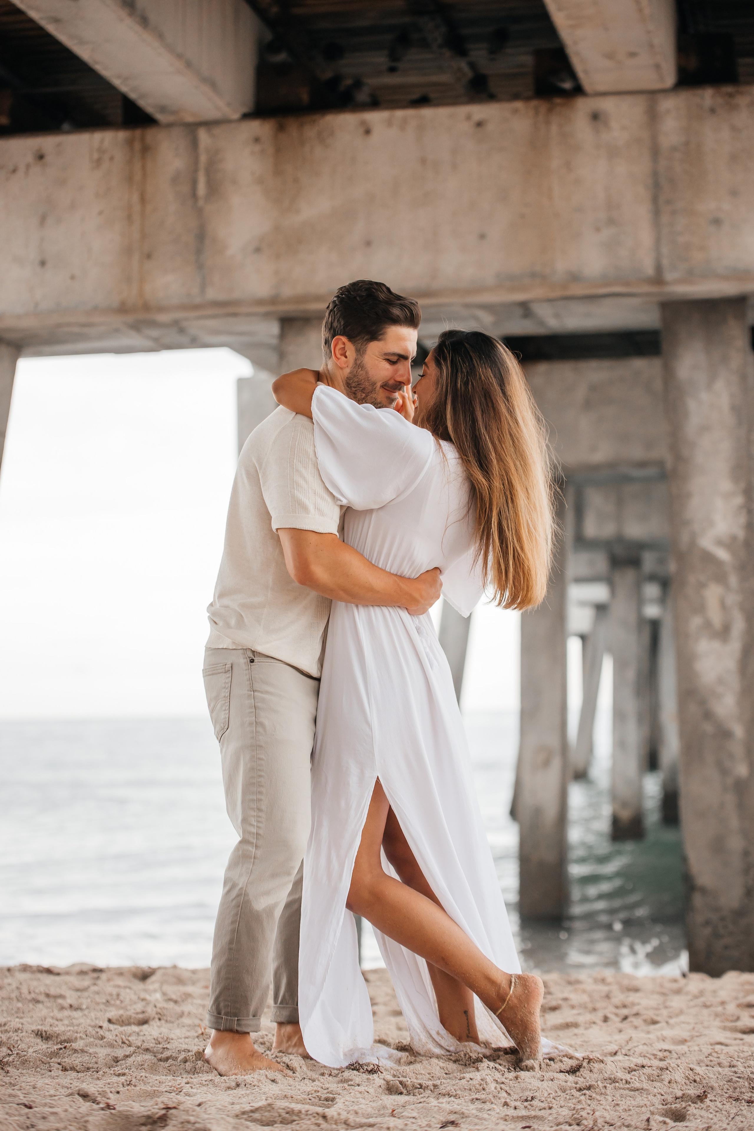 Engagement photo session. My name is Kate and I am family and wedding photographer
