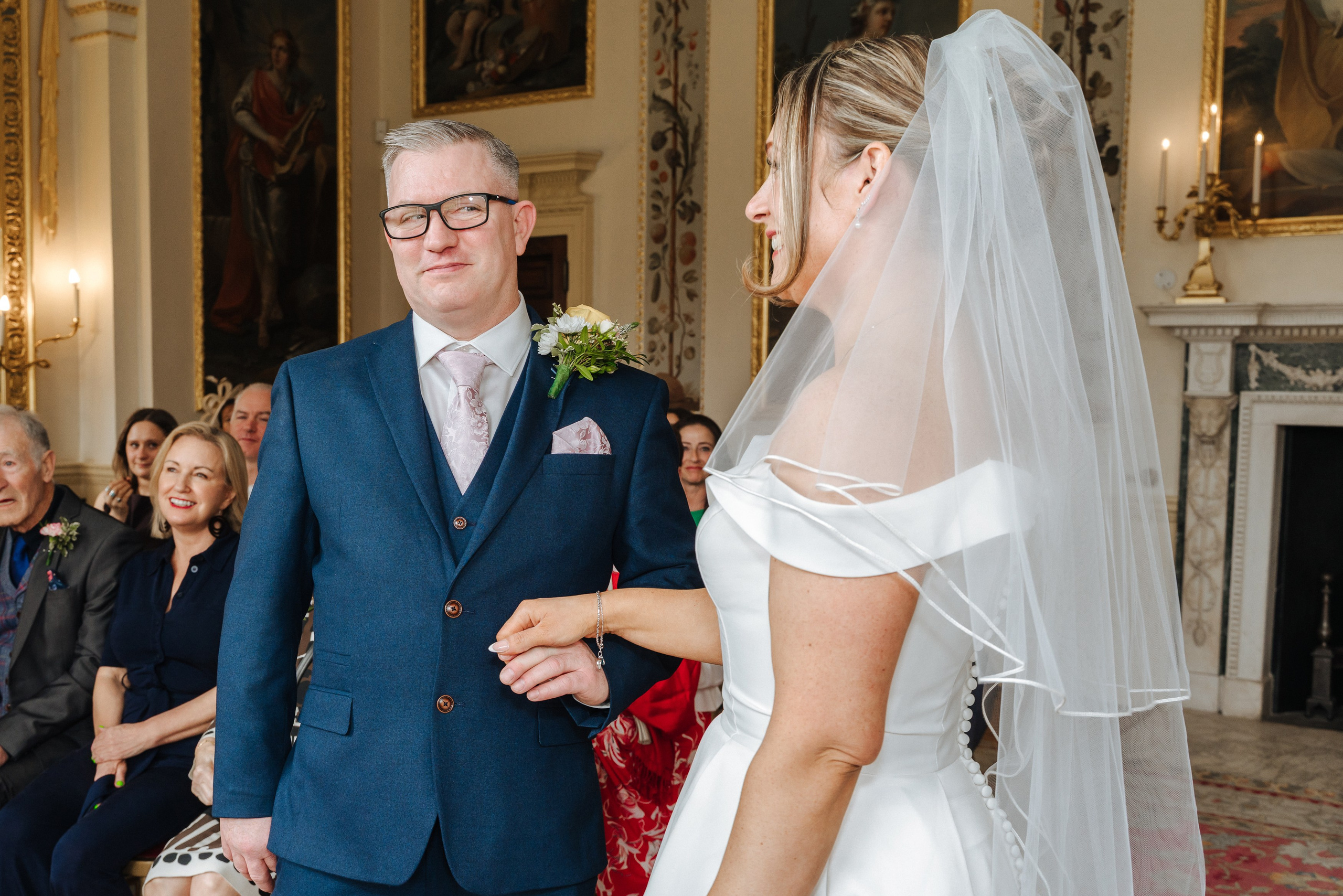 Luke and Nicola’s wedding at Danson House. Photographer in England Ekaterina Romanova