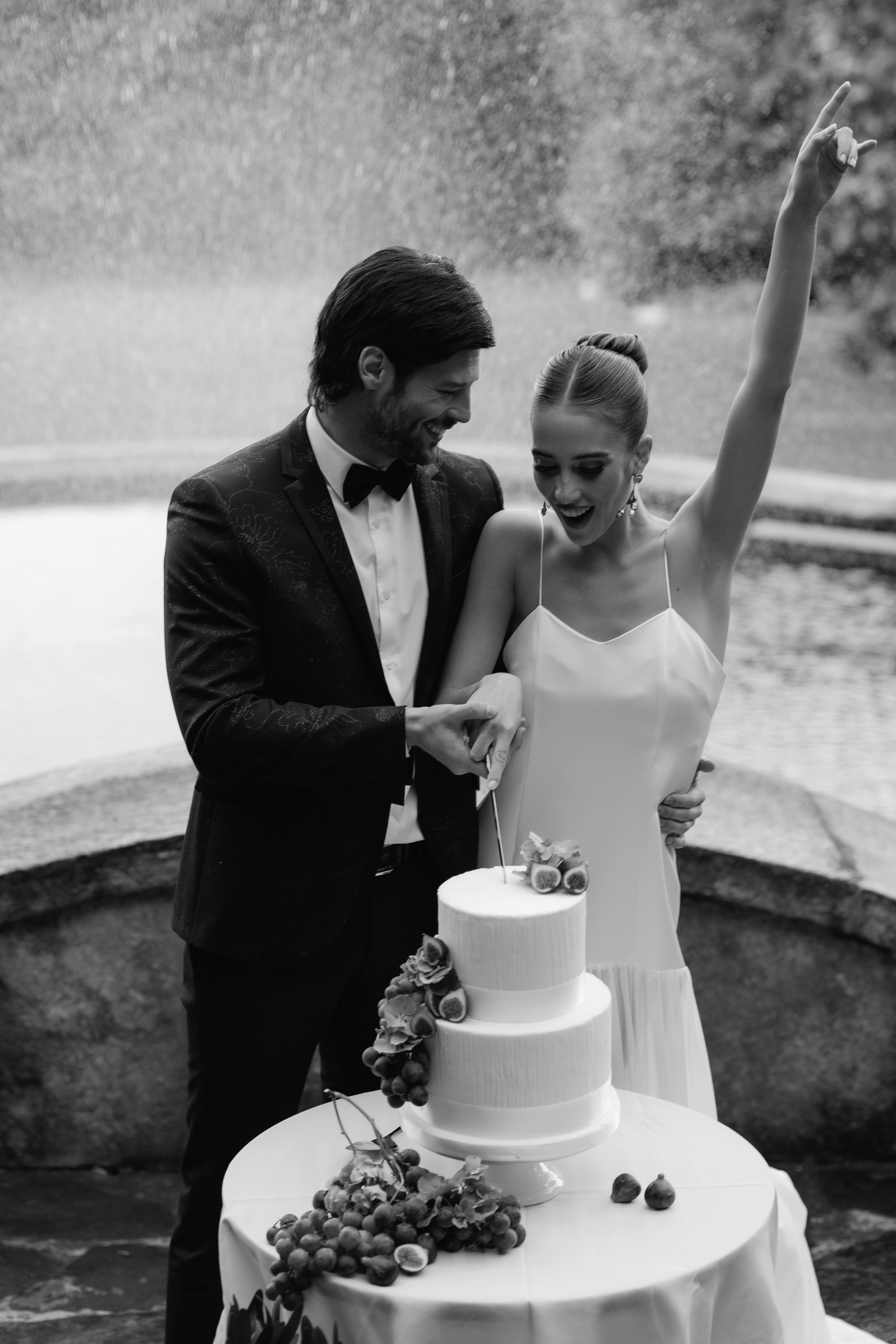 Catherine and Samuel. Sara Luca Wedding Photographer in Italy and Europe