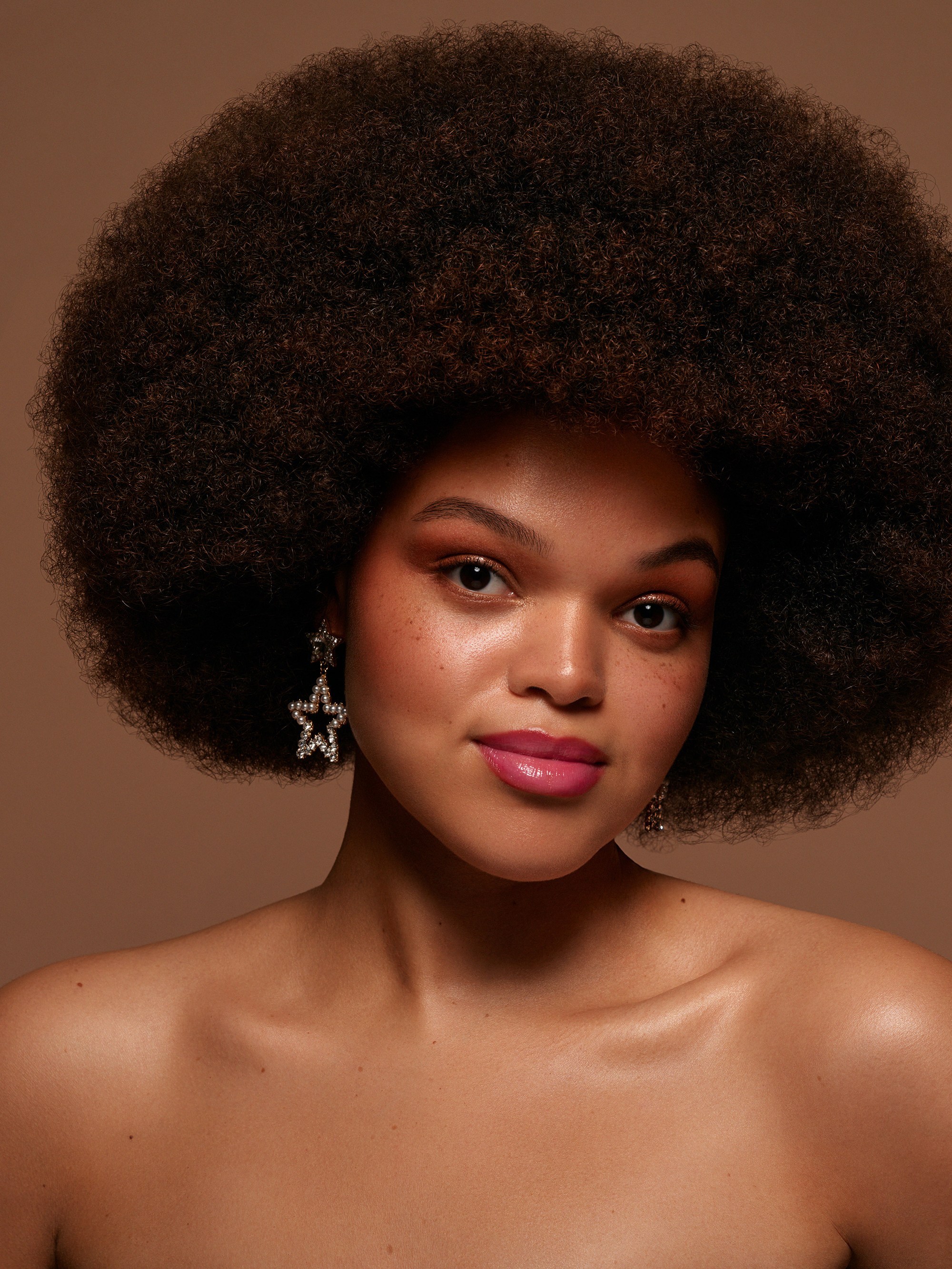 BEAUTY. Beauty, Fashion and Editorial Retoucher