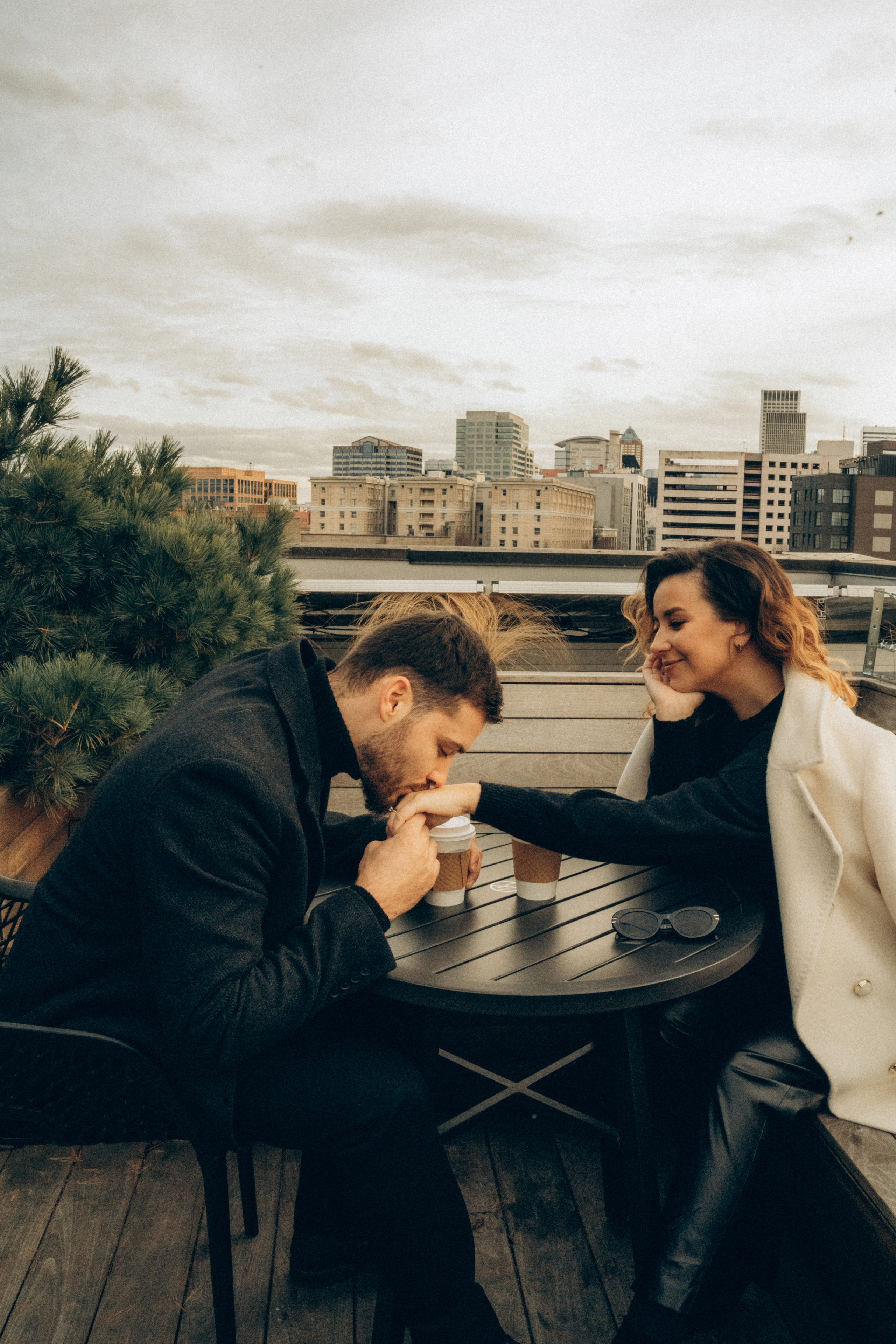 Karina & Philipp. Wedding, family and portrait photographer in Portland