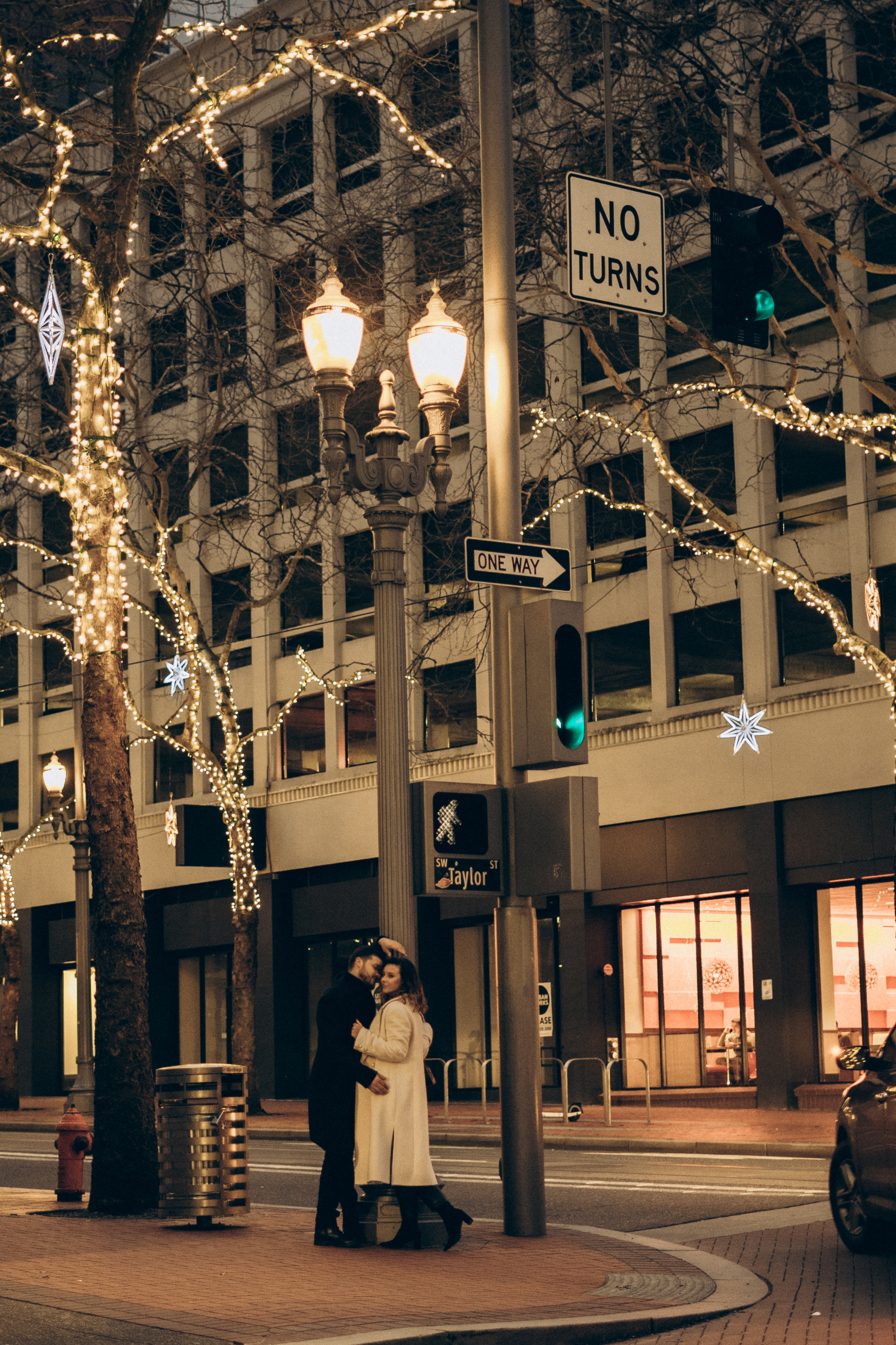 Karina & Philipp. Wedding, family and portrait photographer in Portland