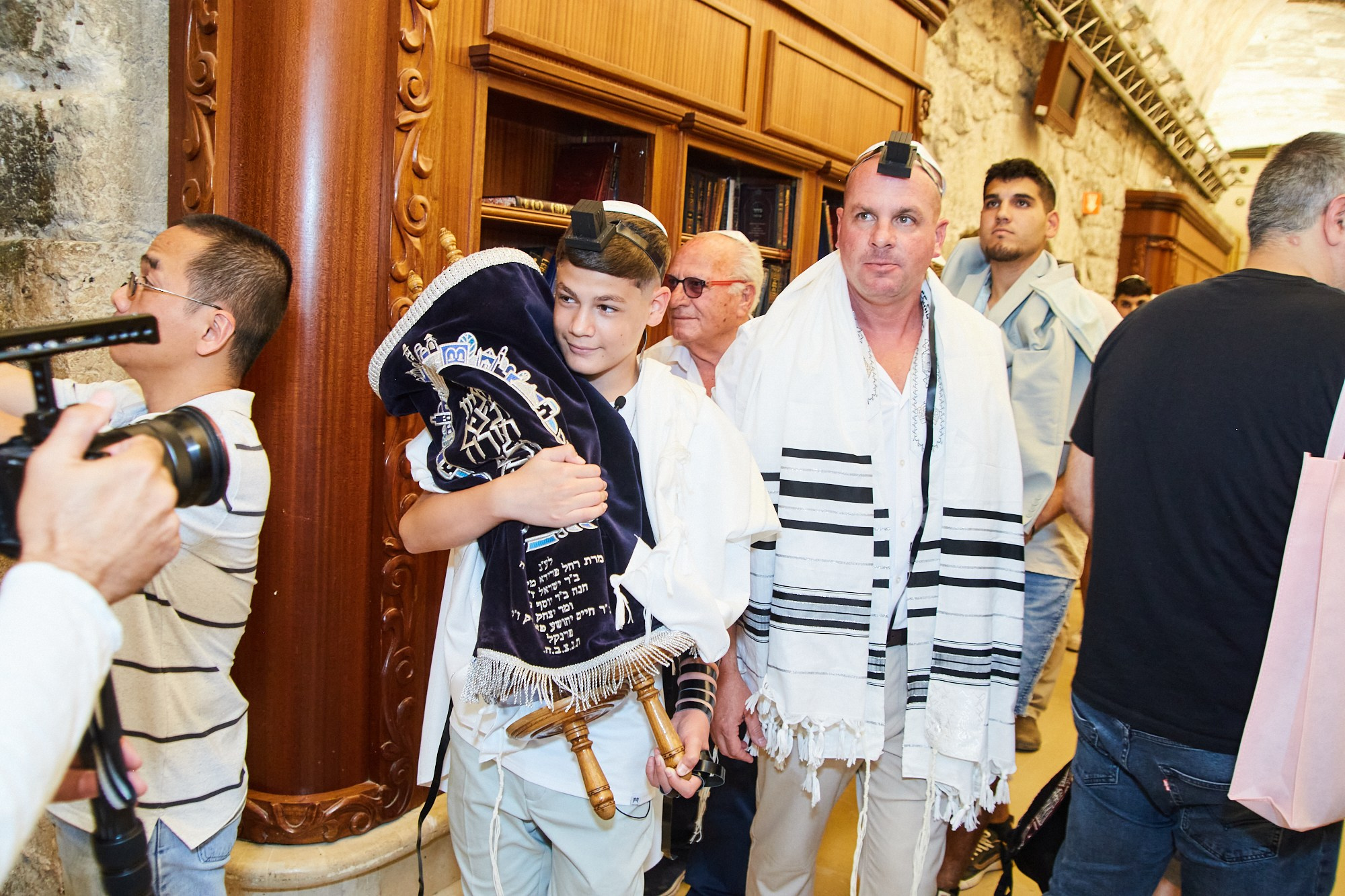 Бар-мицва на Котеле 2. Портретный и репортажный фотограф в Израиле Рома Бирман