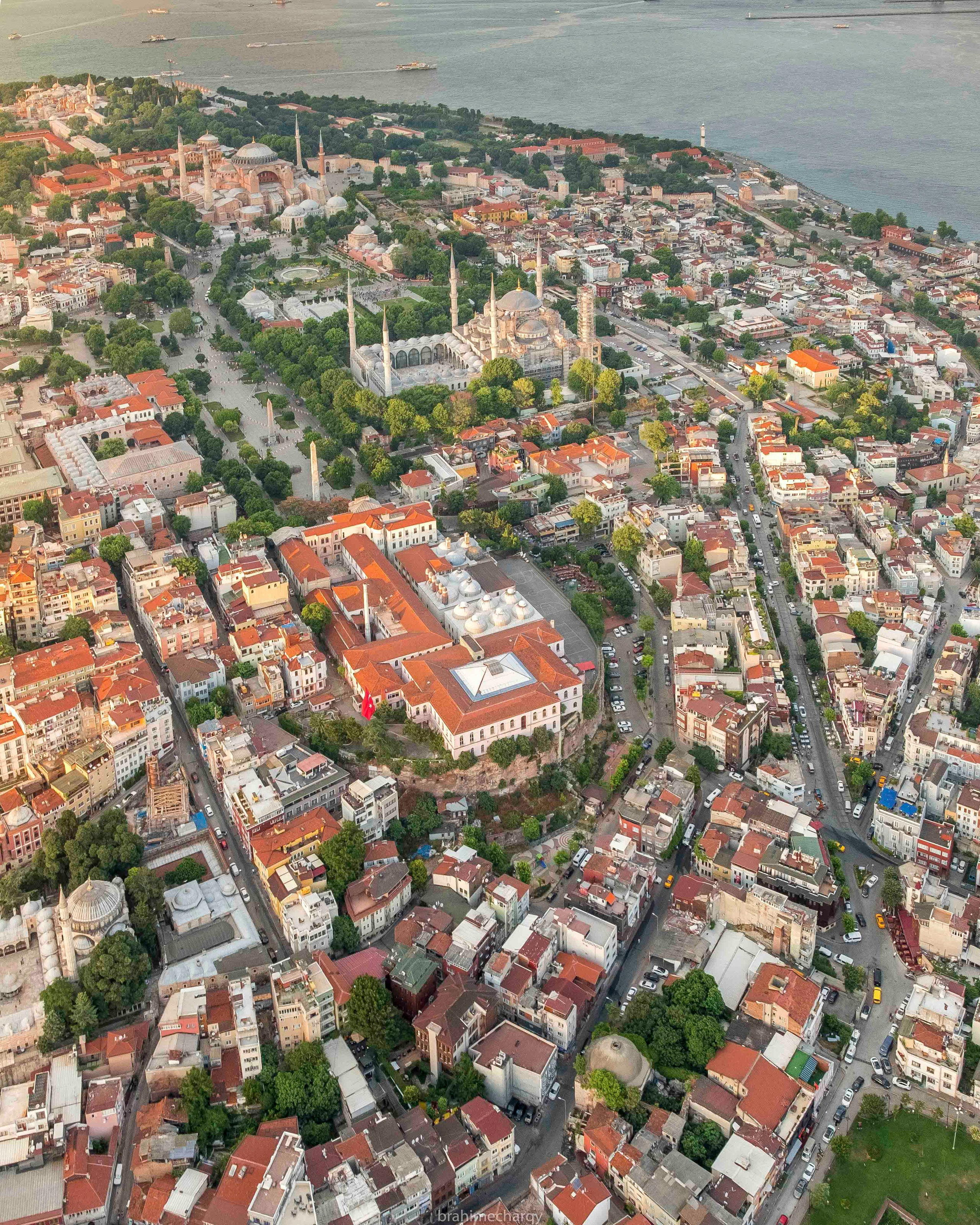 Фото. Брахим — фотограф