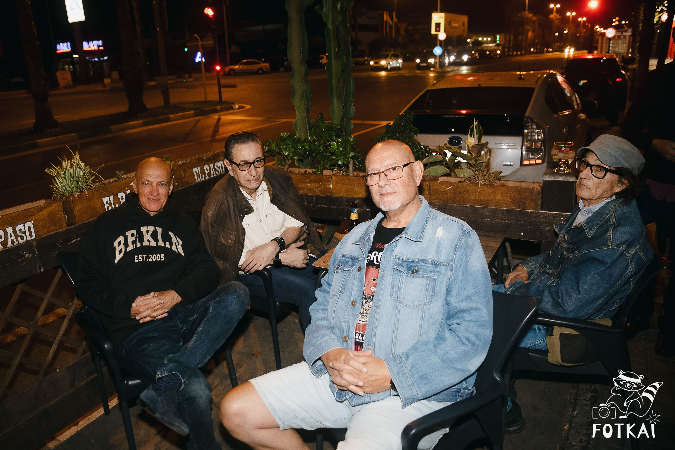 Фоторепортаж JAM Night в El Paso Bar, Torrevieja — живая музыка и атмосфера Коста-Бланки | FOTKAI