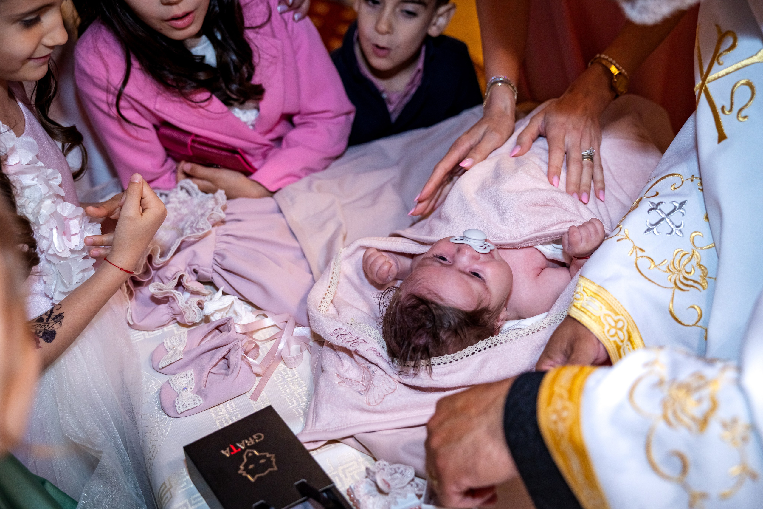 Iris Stefania. Moments By Gub