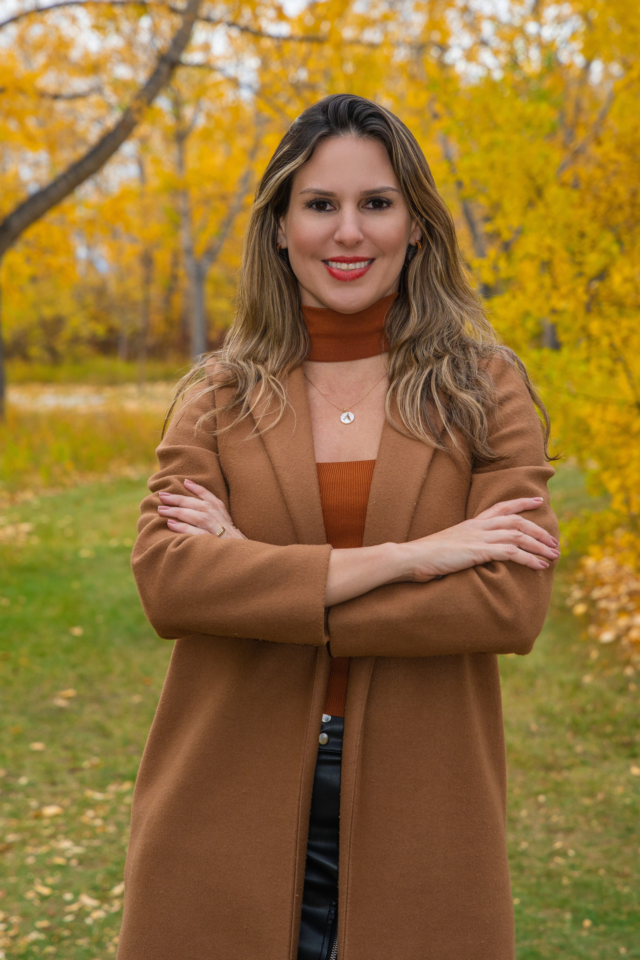 Ariana’s Family. Carlos Lima Photography — Photographer in Calgary