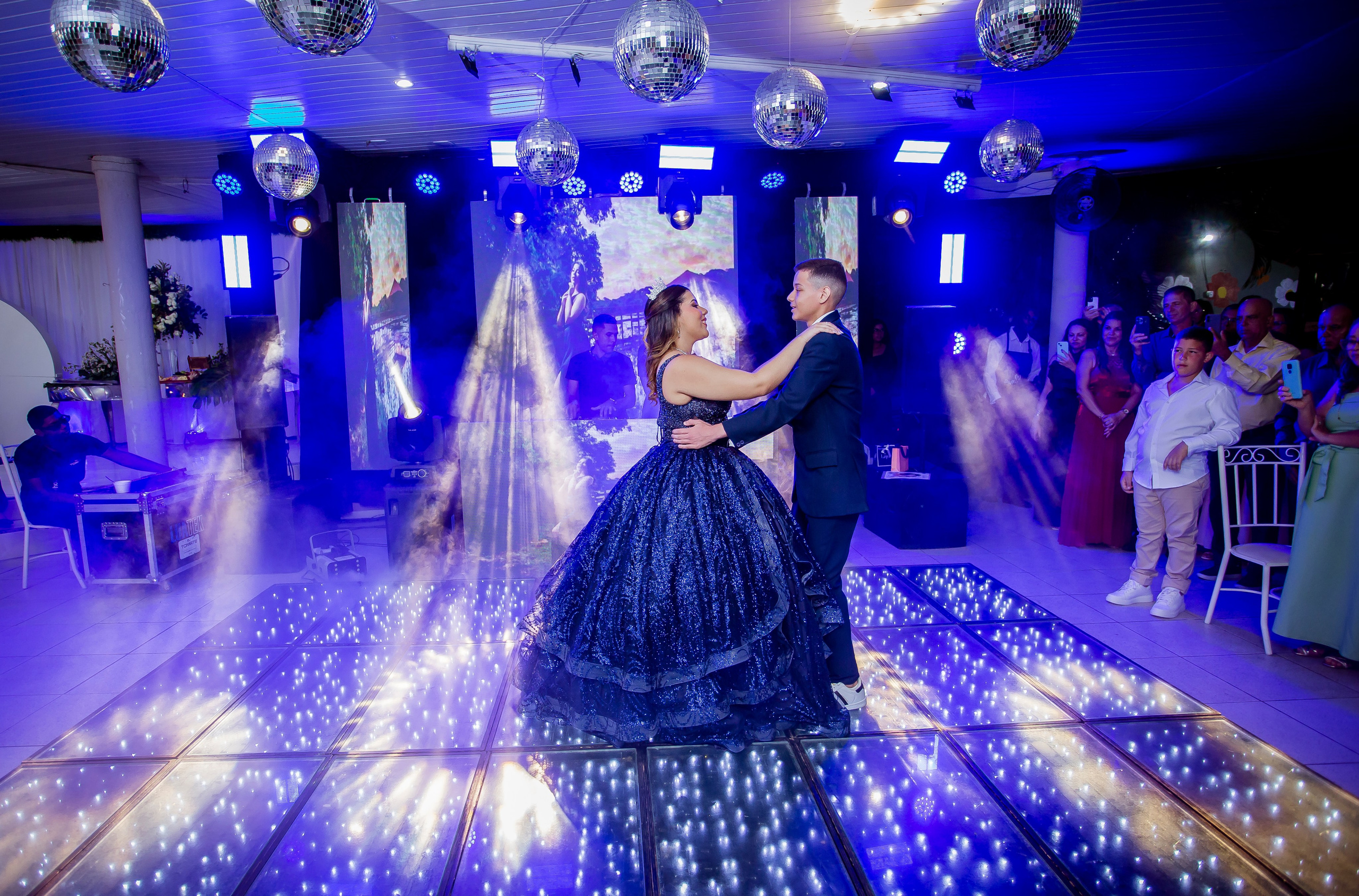 XV Anos Rebeka. Flavio Nunes Fotografia (Fotografo especializado em Fotografia de 15 Anos e Ensaios)