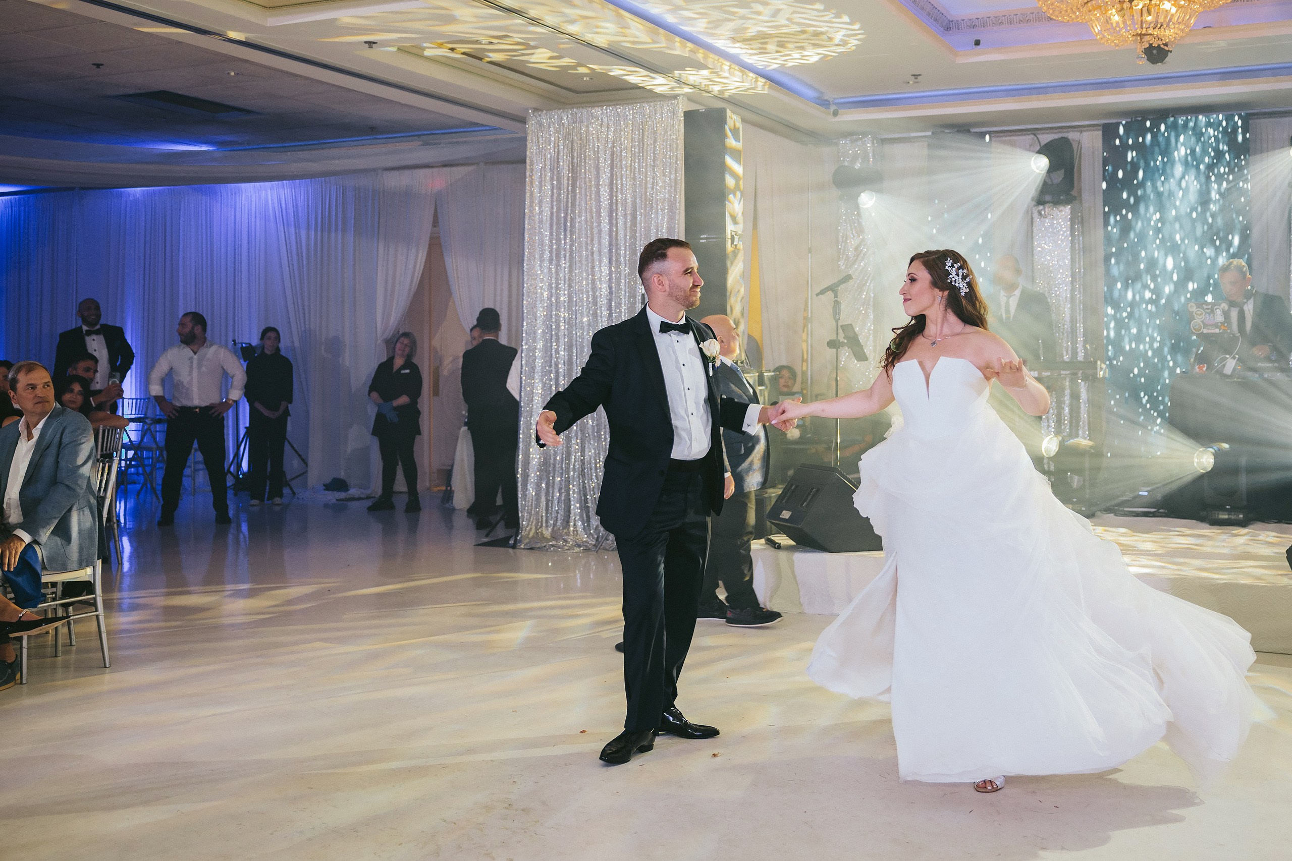 06.08.2025 Wedding. Wedding family event photographer in Chicago Nick Yushevich