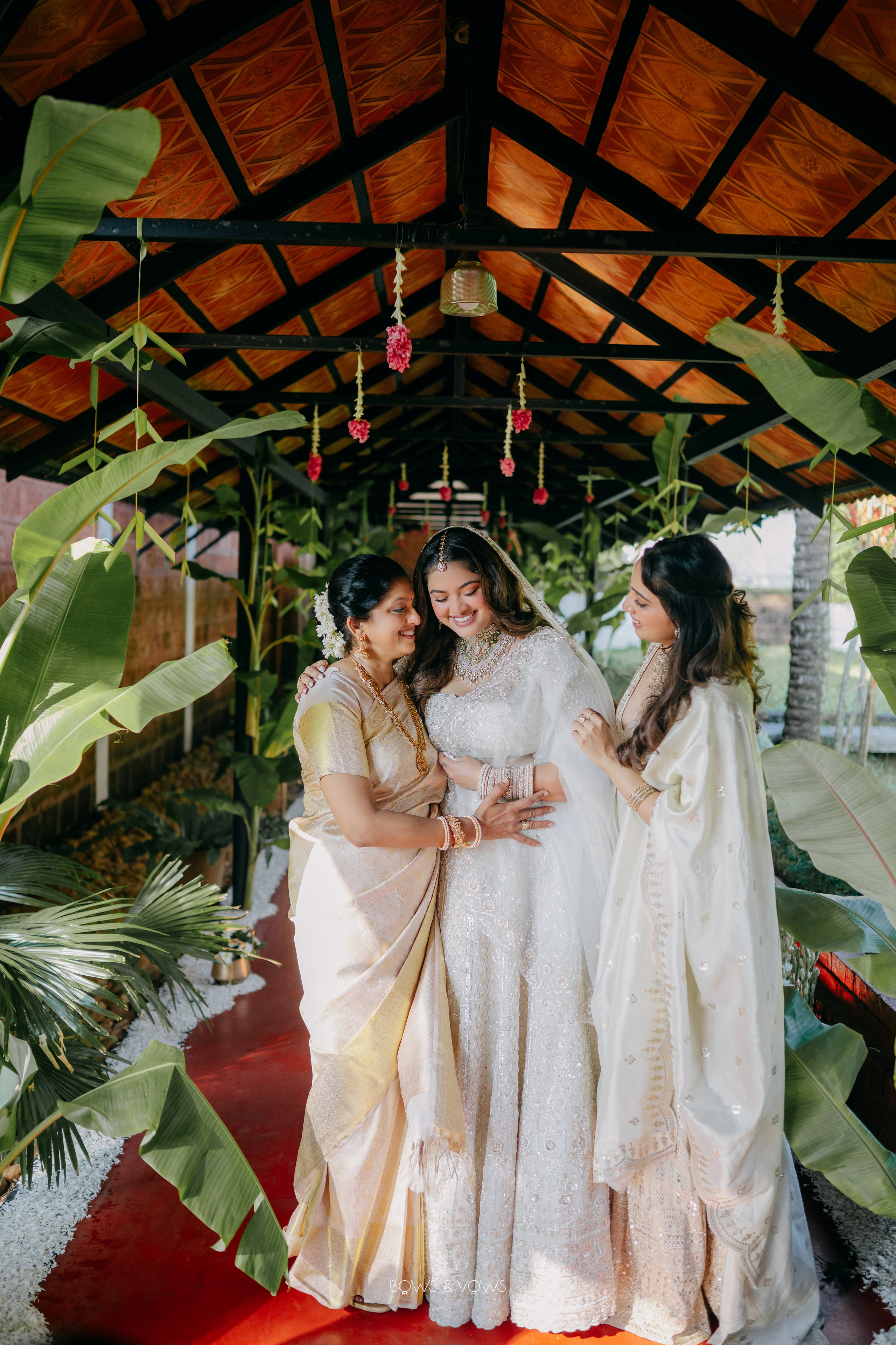 JAY & SNEHA. WEDDING PHOTO COLOR GRADING