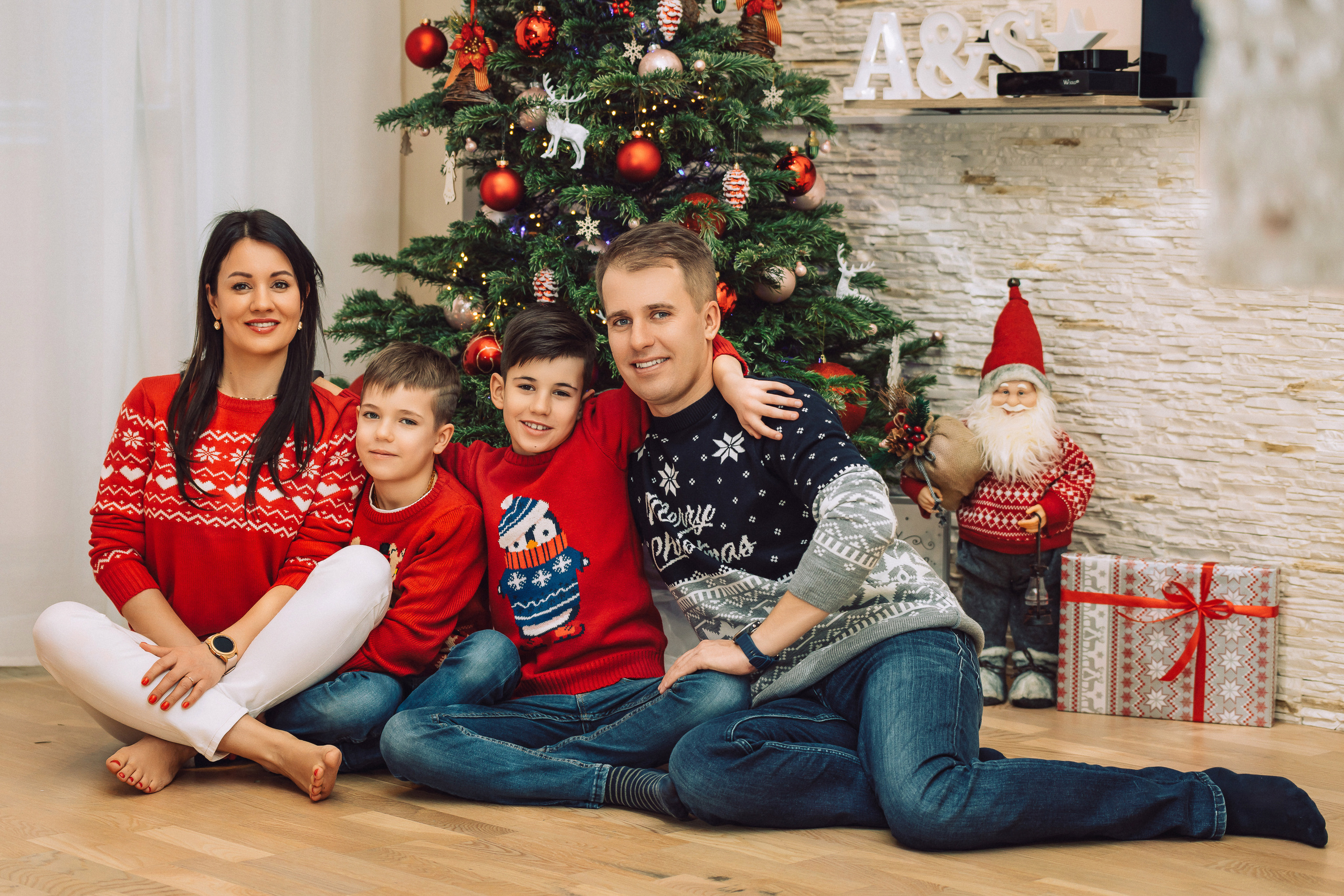 Christmas family. Photographer Eduard Nesterov | Фотограф — Эдуард Нестеров