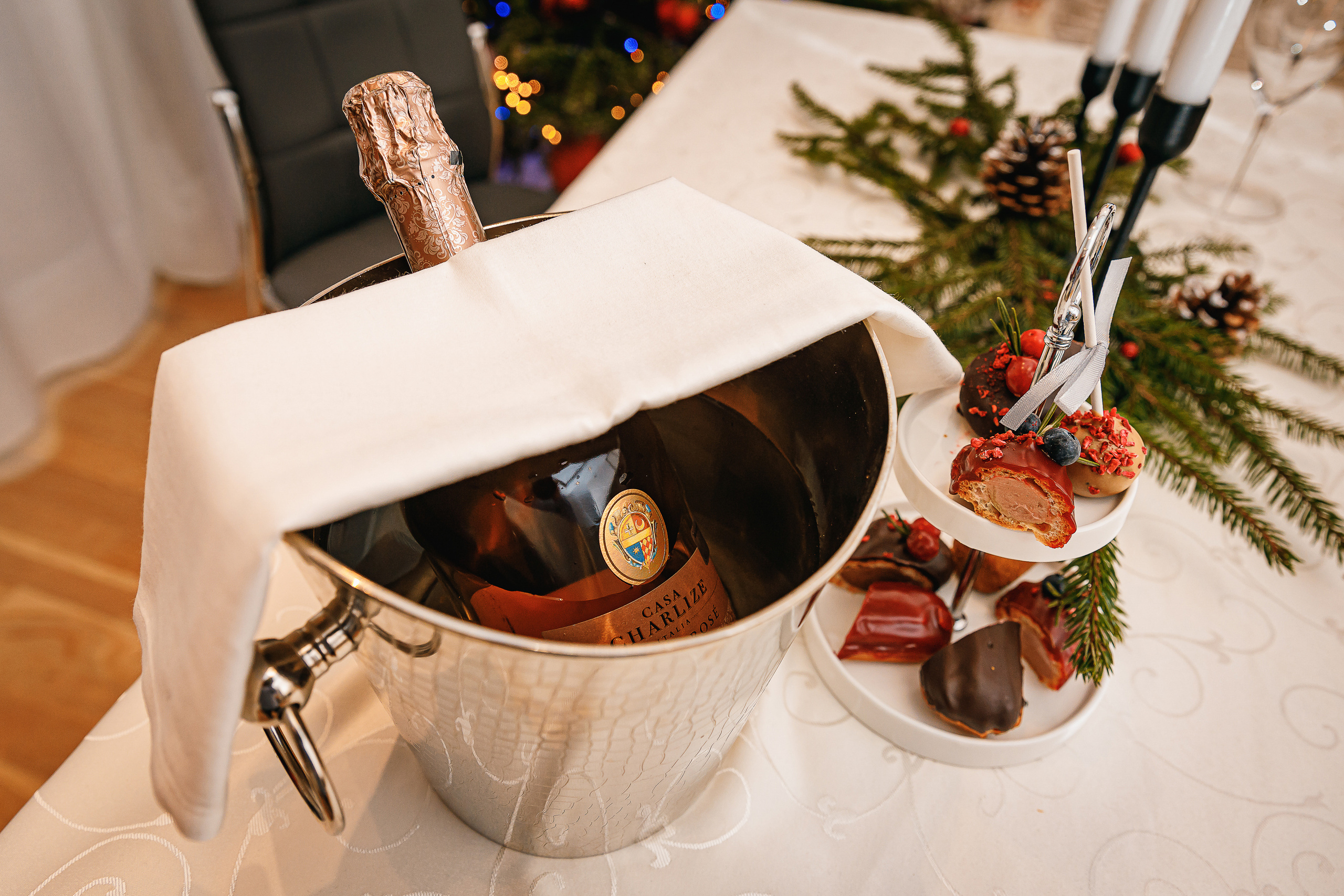 Christmas family. Photographer Eduard Nesterov | Фотограф — Эдуард Нестеров