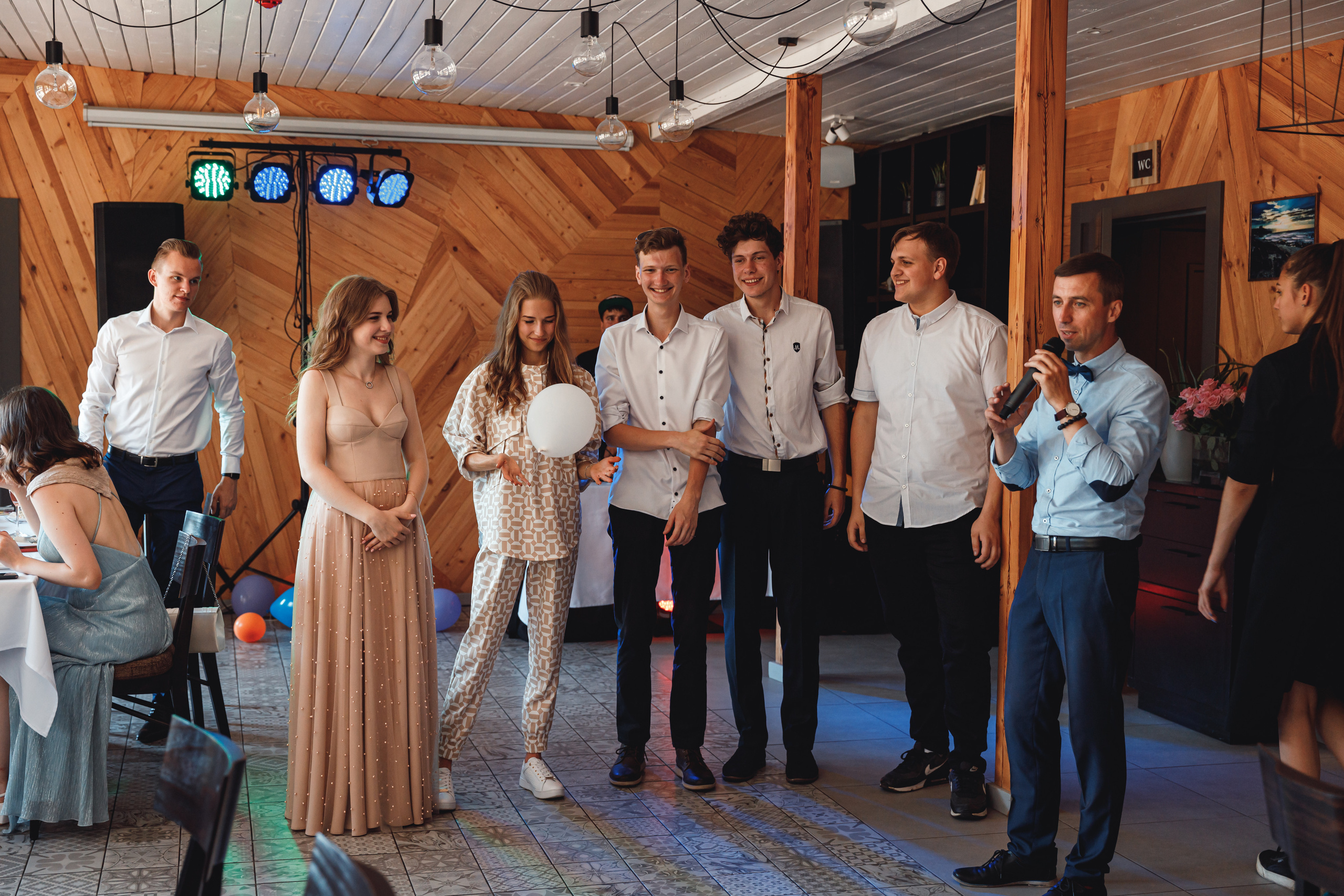 School graduation. Photographer Eduard Nesterov