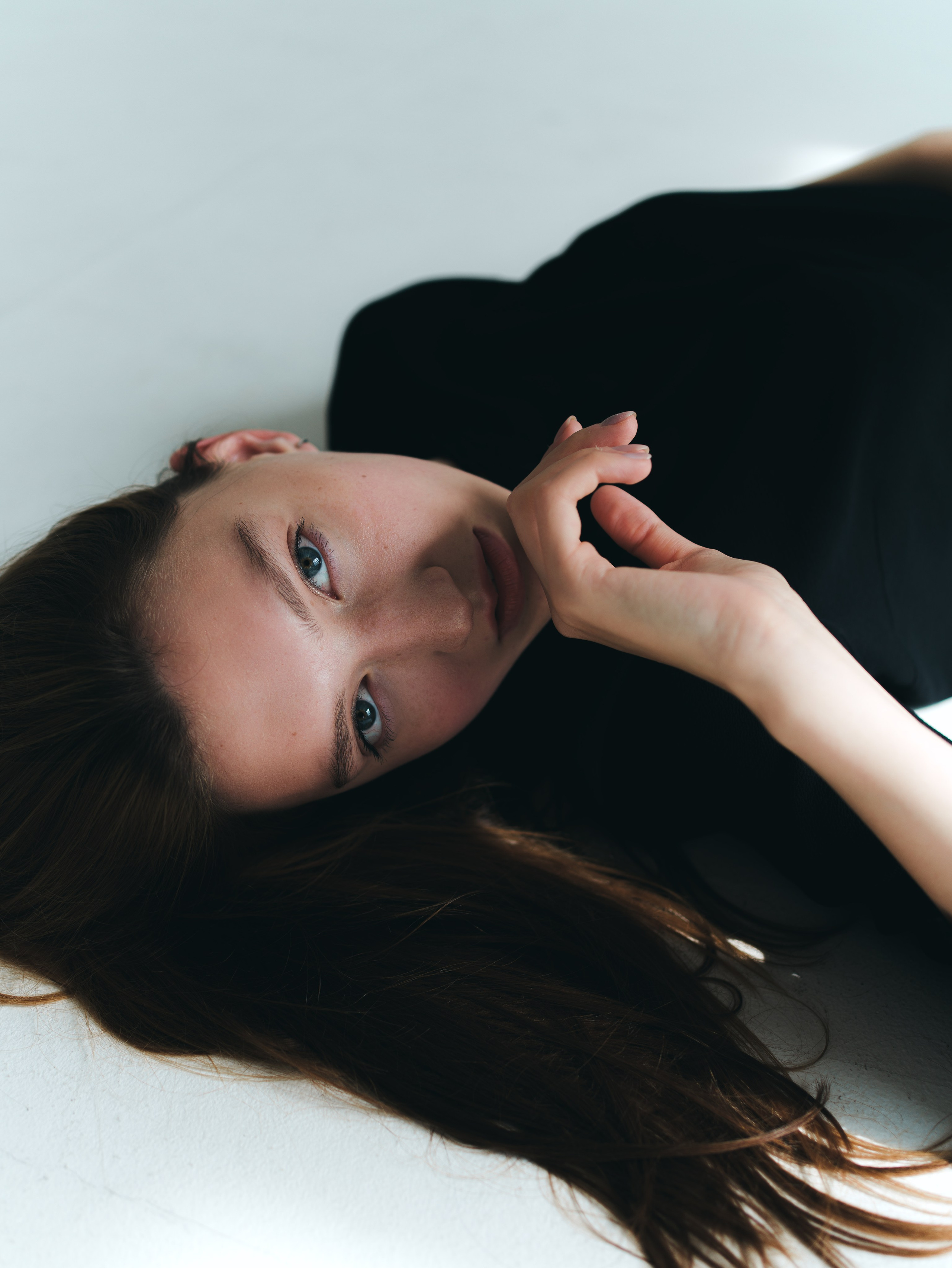 Look. Alisha Geva женский портретный фотограф в Дубае