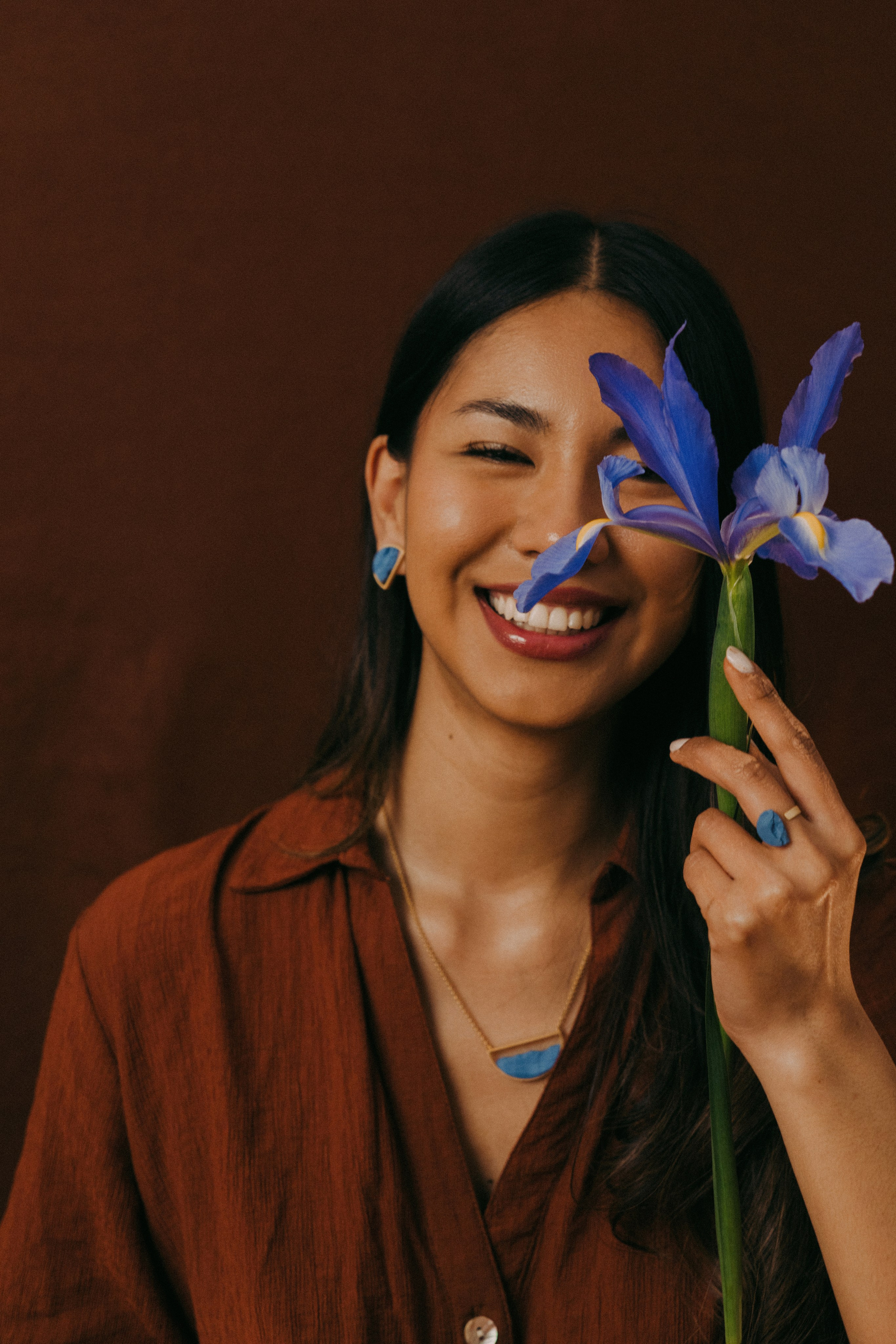 Joyería Lifestyle Barcelona: Fotografía de Marca DSNU. Creador de contenido visual en Barcelona | Dima Kit