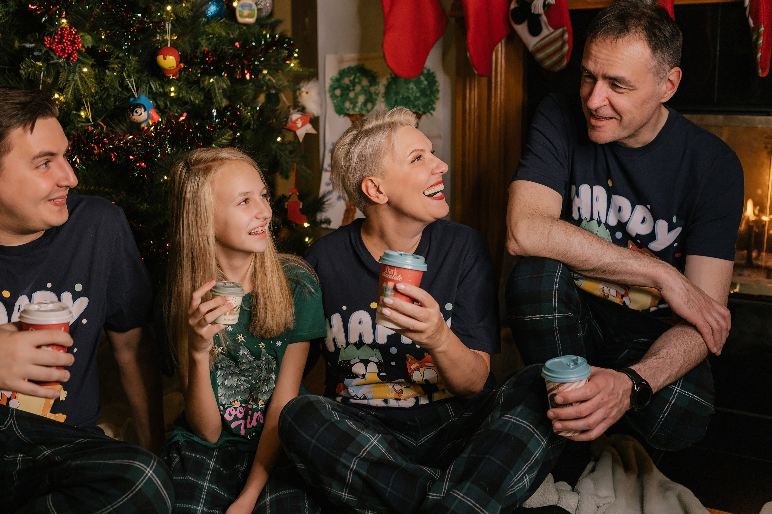 12.07.2025 Christmas Photoshoot. Wedding family event photographer in Chicago Nick Yushevich