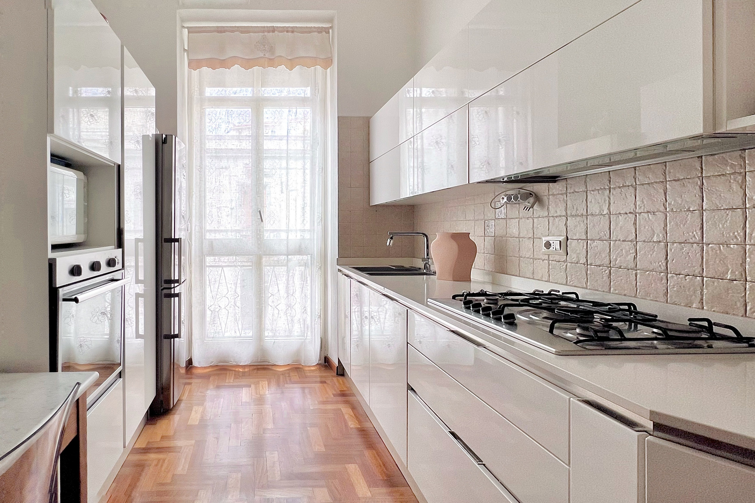 Appartamento in vendita. Eugenia Murru. Fotografa d’interni in Sardegna specializzata in case vacanza, affitti brevi. Foto naturali per Airbnb, Immobiliare in 48 ore