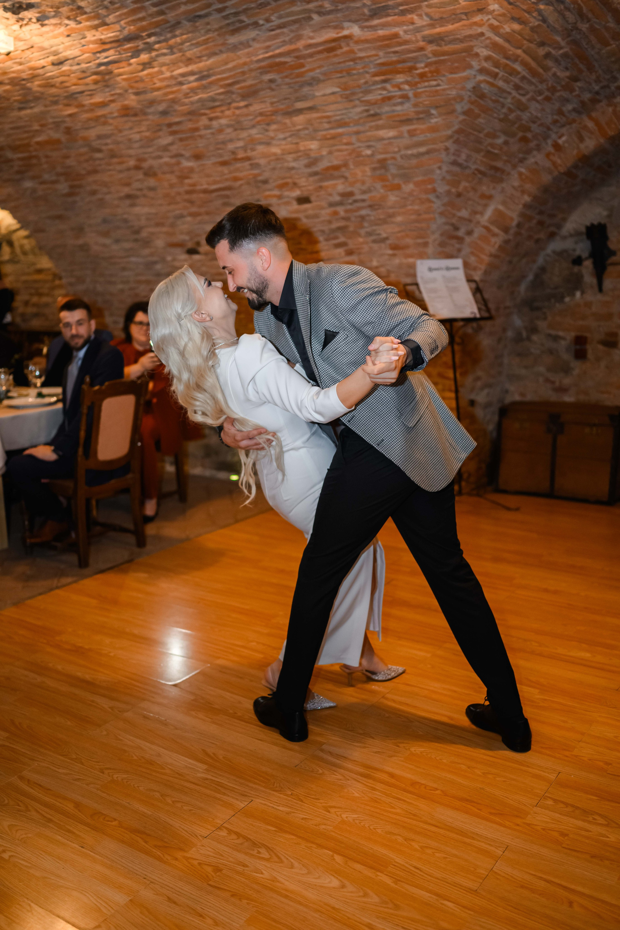 Loránd & Ramona. Erik Bagy | Fotograf de Nuntă