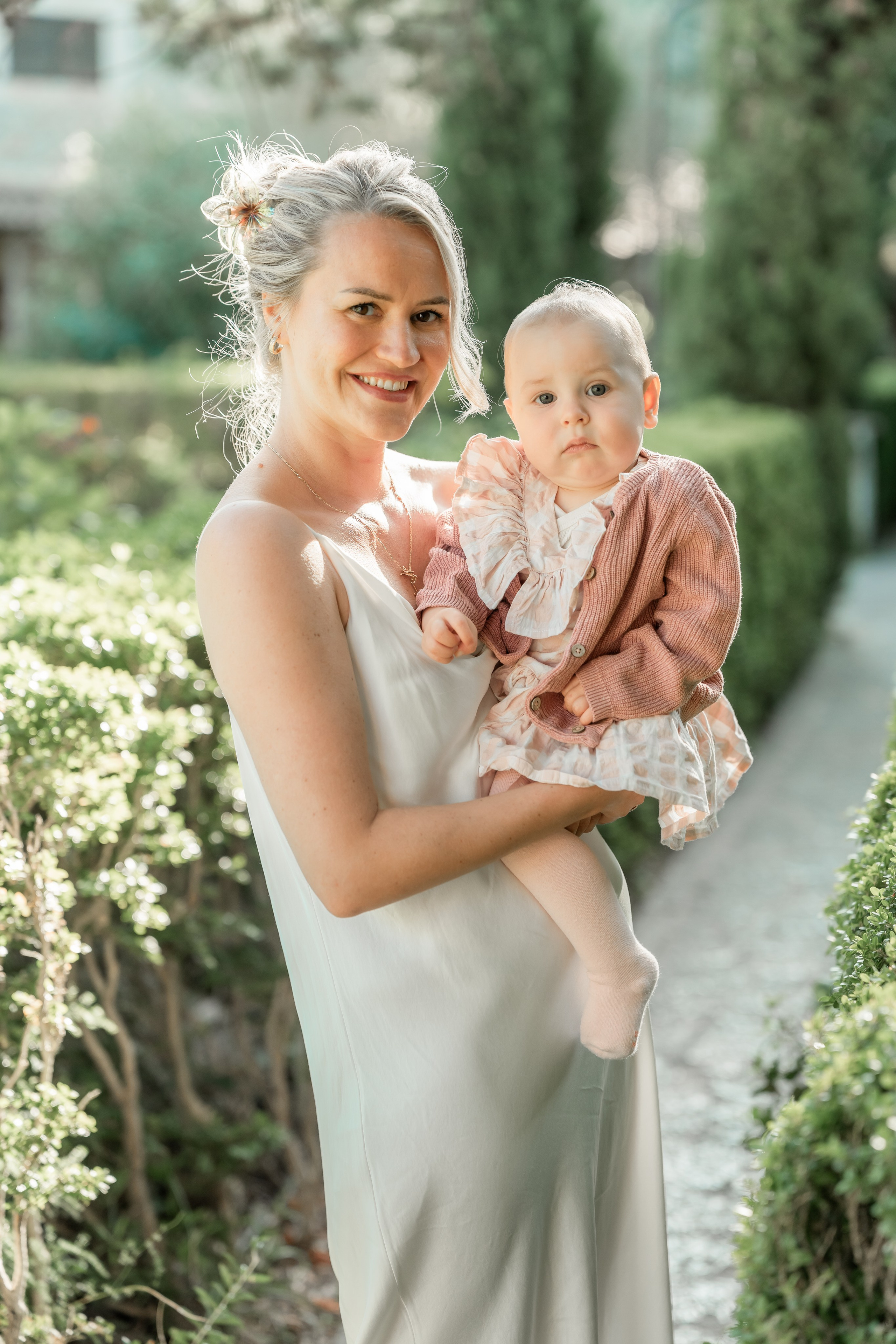 Love Story in Valdemossa. Deine Fotografin auf Mallorca für Familien und Business