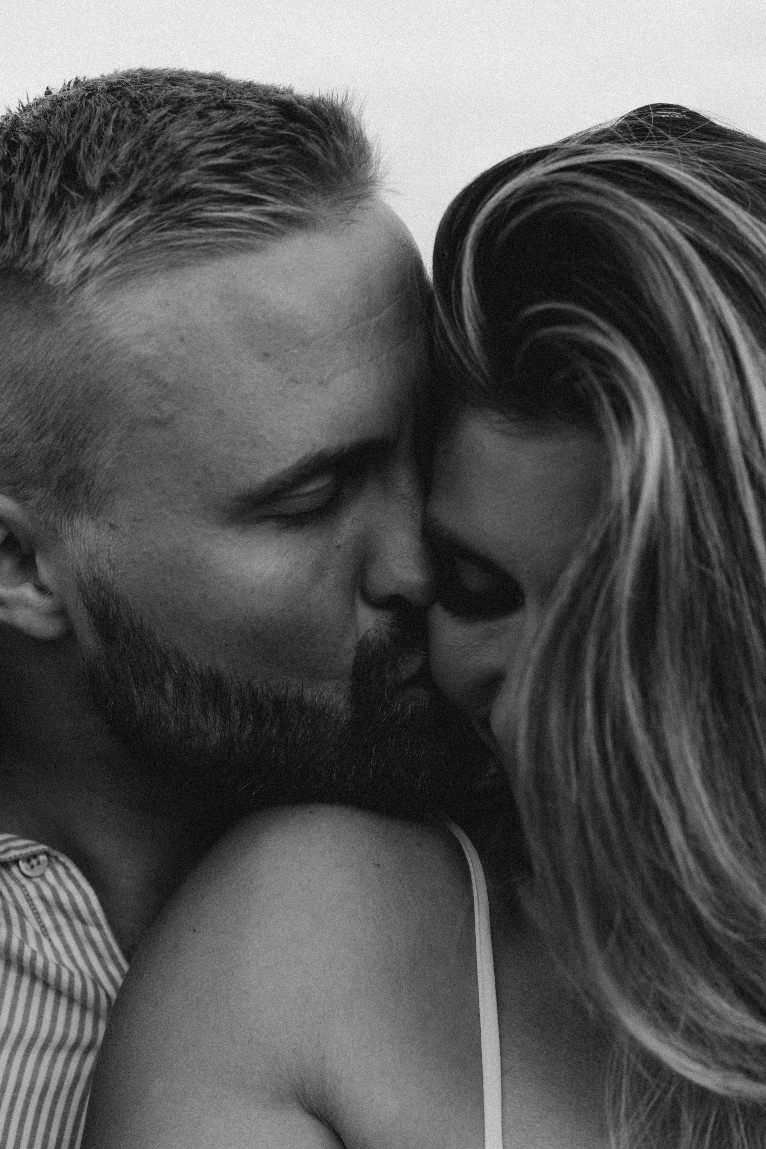 M&J. Wedding and potrait photographer in Helsinki Vickan O