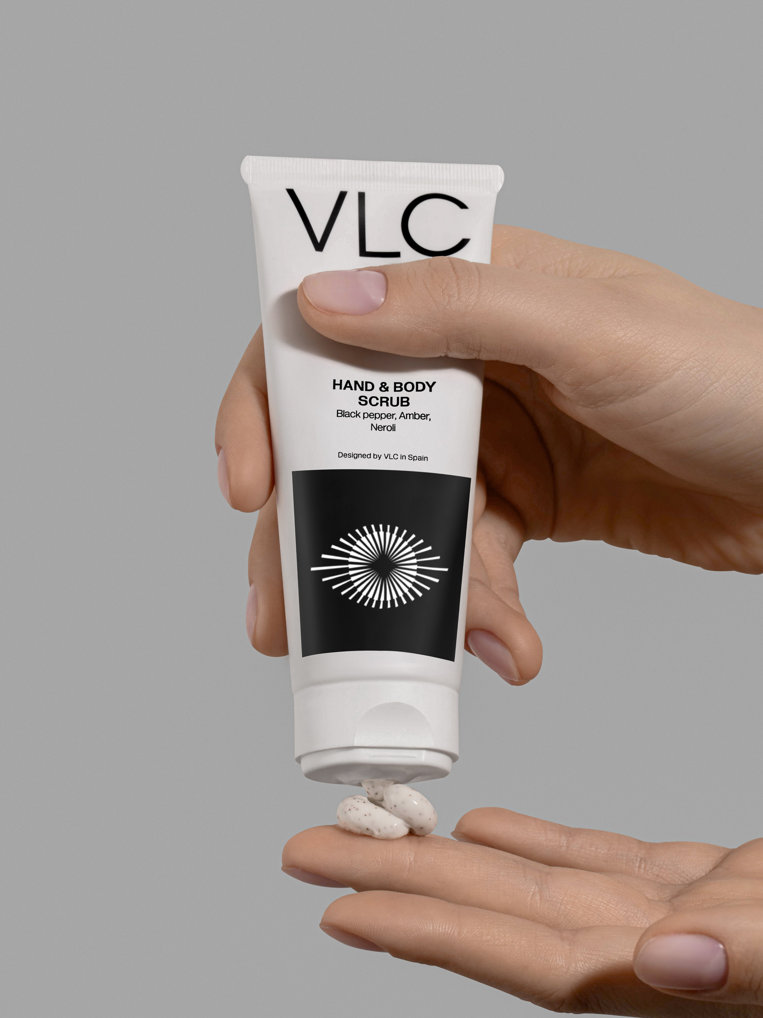 model retouching, hand retouching, beauty retouching, product photography retouching, skin retouching, realistic retouching, hand modeling, high-end retouching, cosmetic photography, skincare product retouching, commercial retouching, editorial retouching, hands in beauty shots, beauty campaign editing, photo retoucher for brands, e-commerce retouching, beauty advertising retouching, photo editing services for beauty brands, professional retouching for skincare, clean product retouching