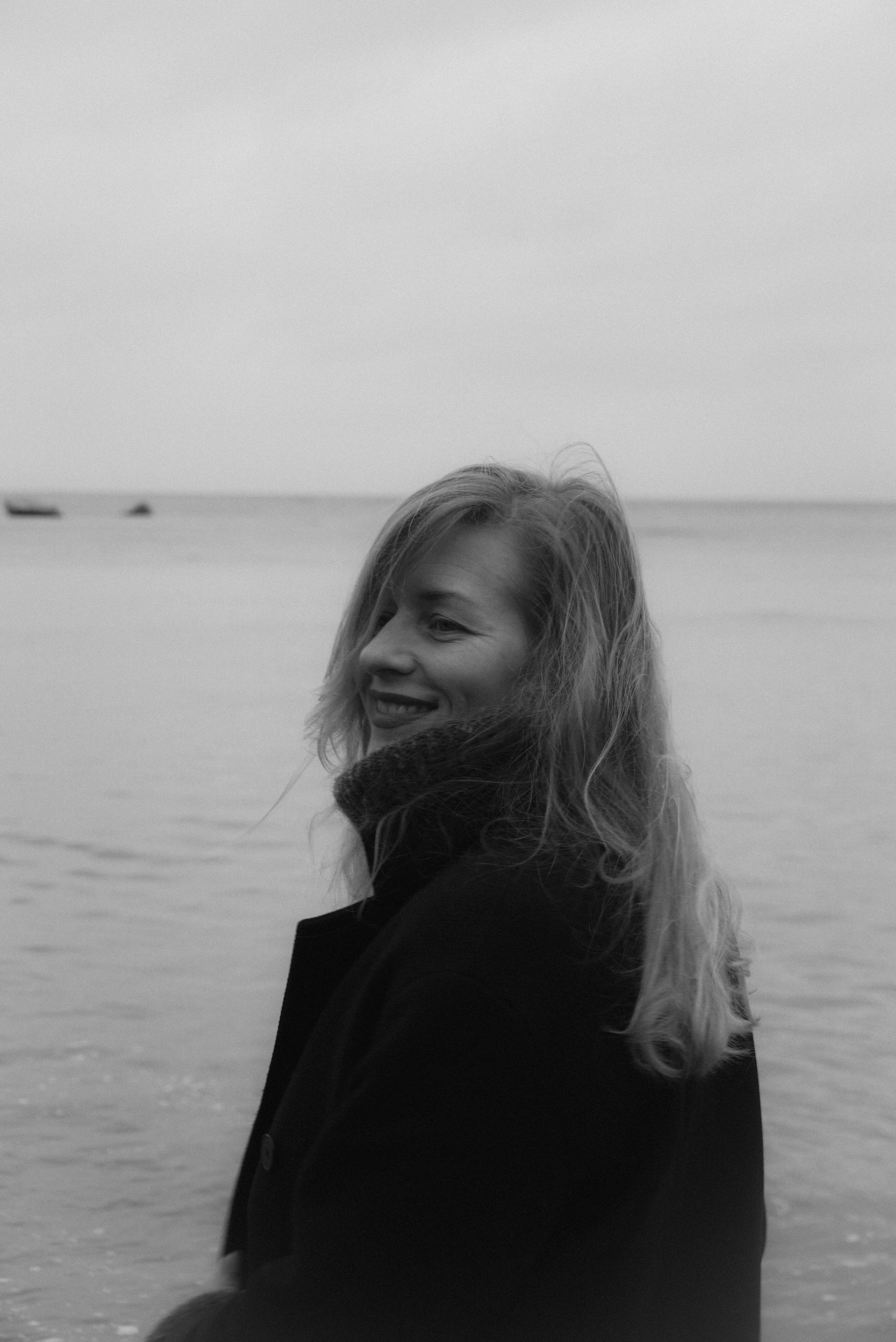 Rannal. Meeste ja naiste fotograaf Tallinnas Anna Sipari