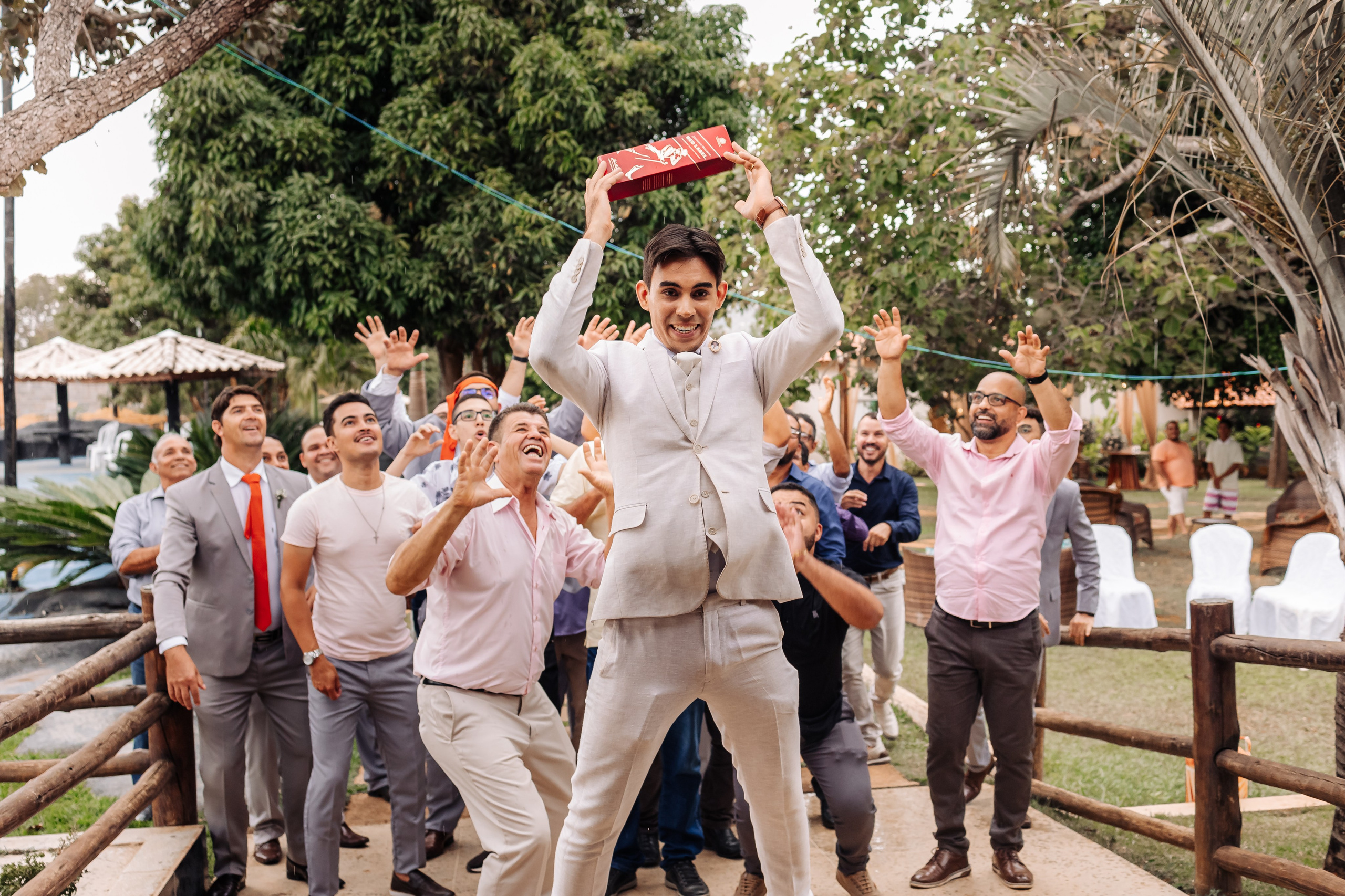 Kênia e Gabriel. Fotografia de casamento e ensaios | Montes Claros/MG