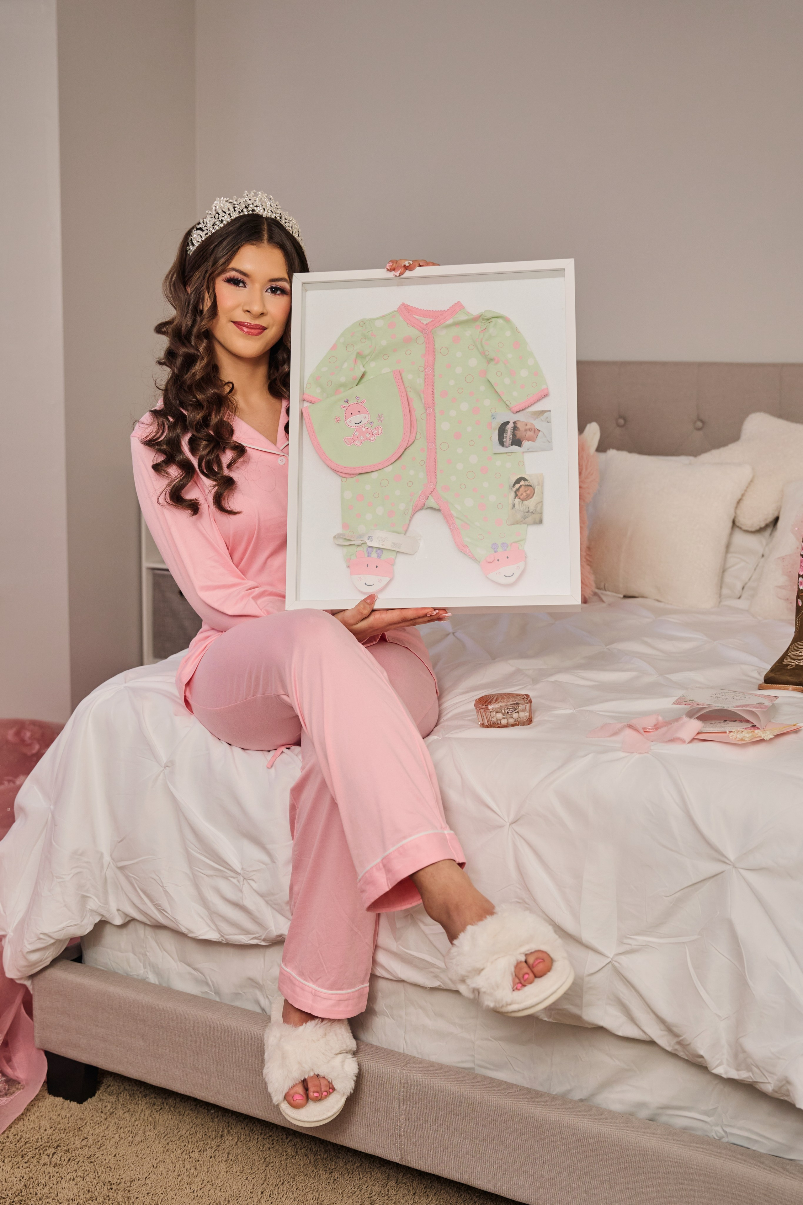 Quinceañeras. Portraits, Quinceanera & Weddings Photographer