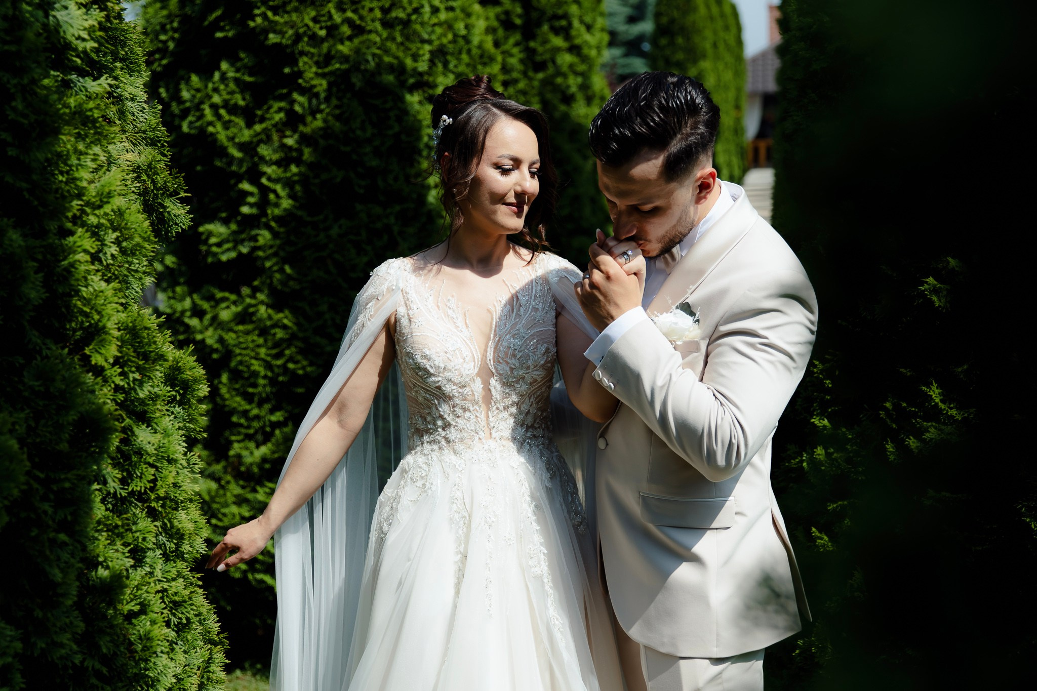 Ioana & Ionuț | Nuntă de poveste la Păstrăvăria Poiana din Mălini județul Suceava. Servicii foto-video profesionale, pentru momente de neuitat