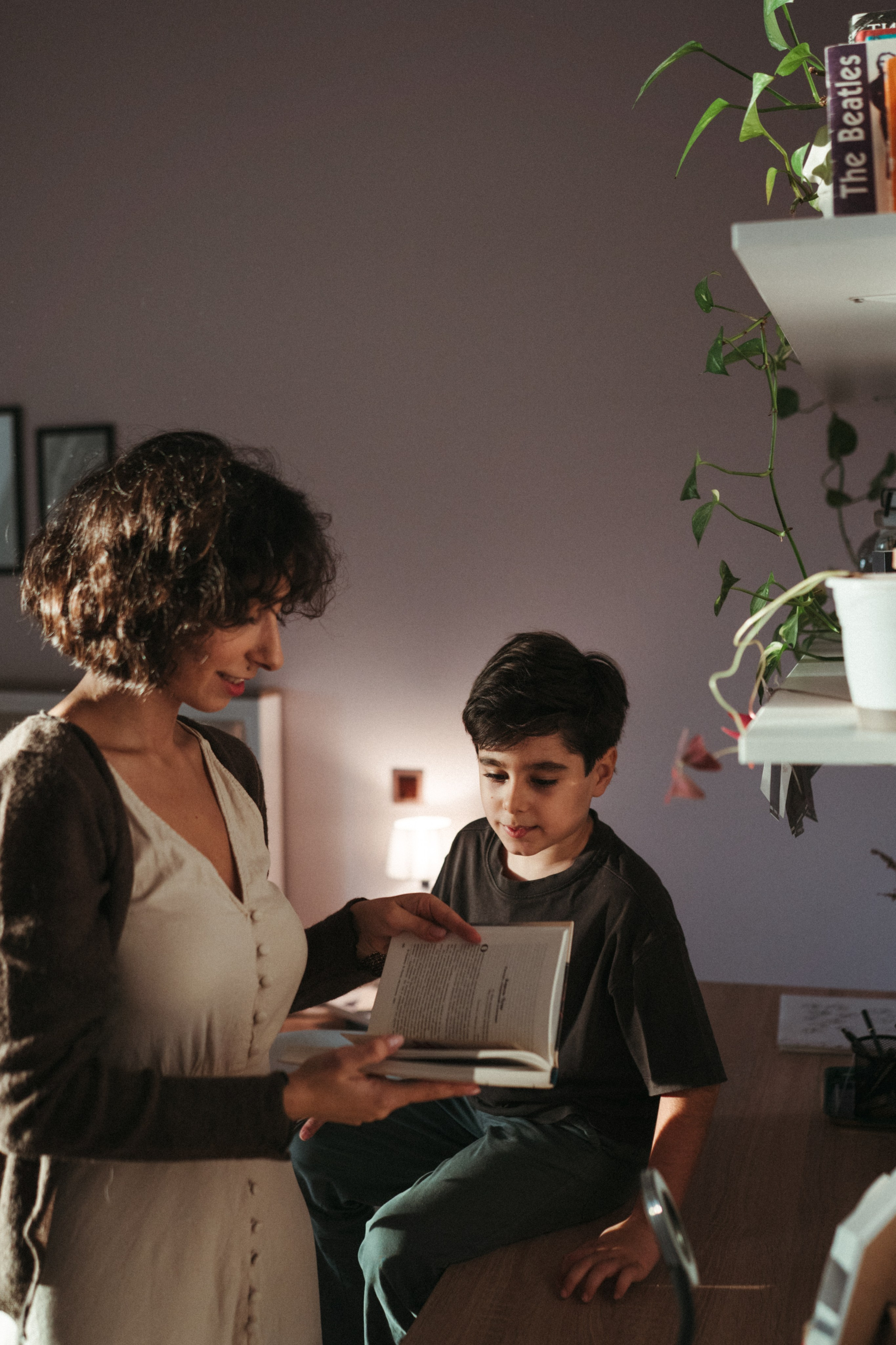 Seyrana, Raul and Rauf. Family photographer in Saudi Arabia