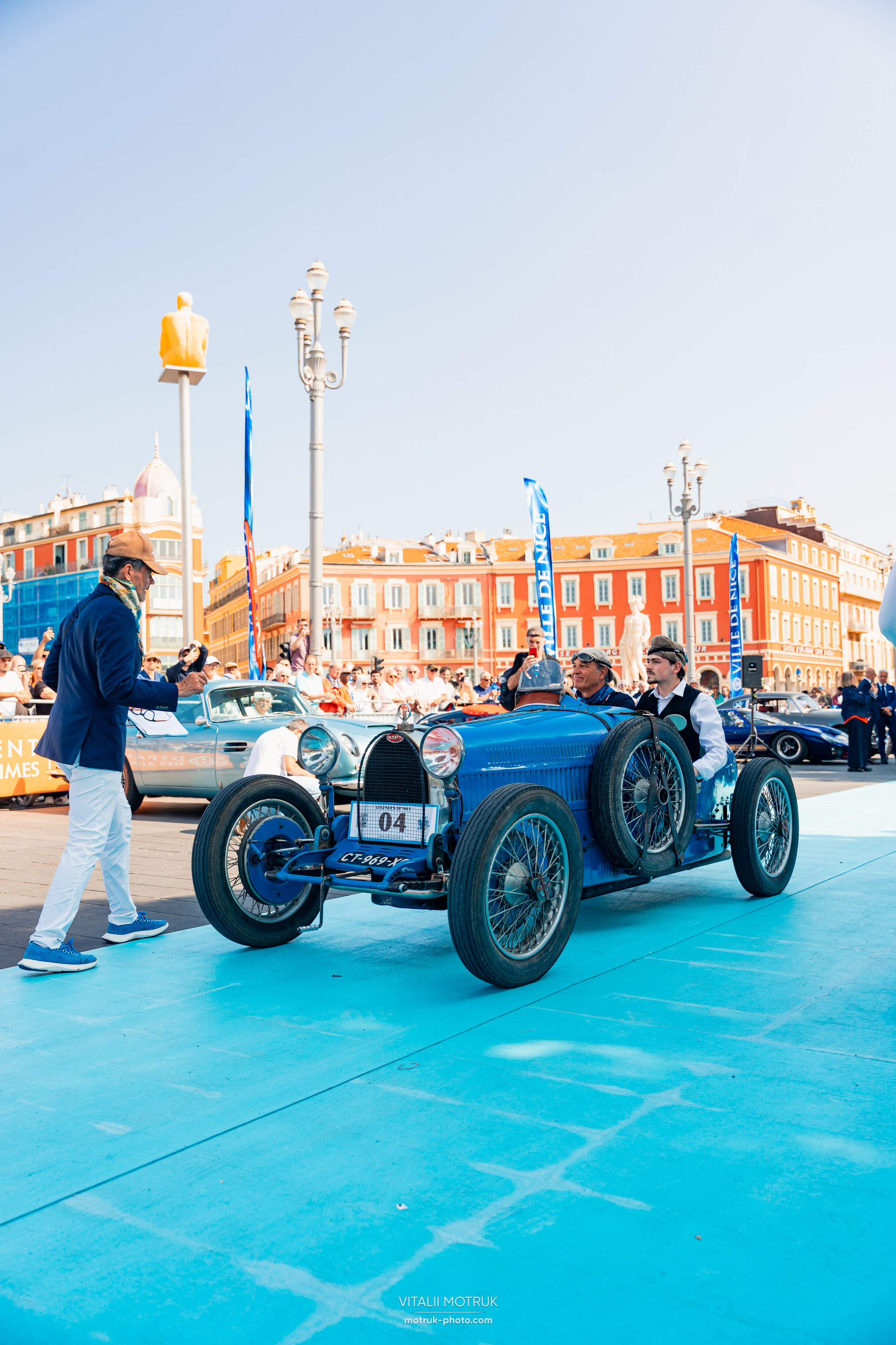 Legends de Nice. Photographe de voitures à Paris — Vitalii Motruk
