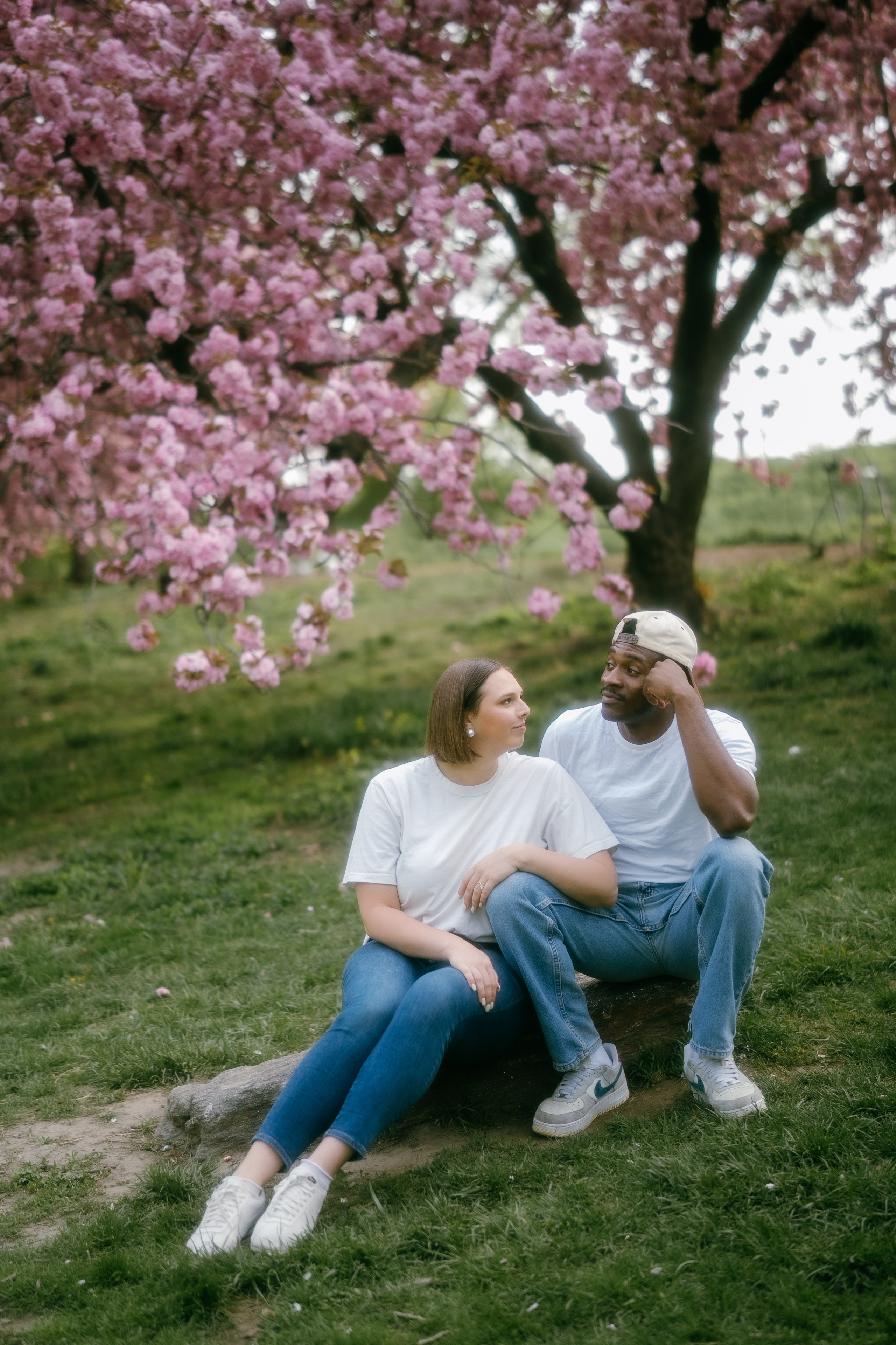 COUPLES. Ljova She Photography | This website is dedicated to wedding, couple, and proposal photography