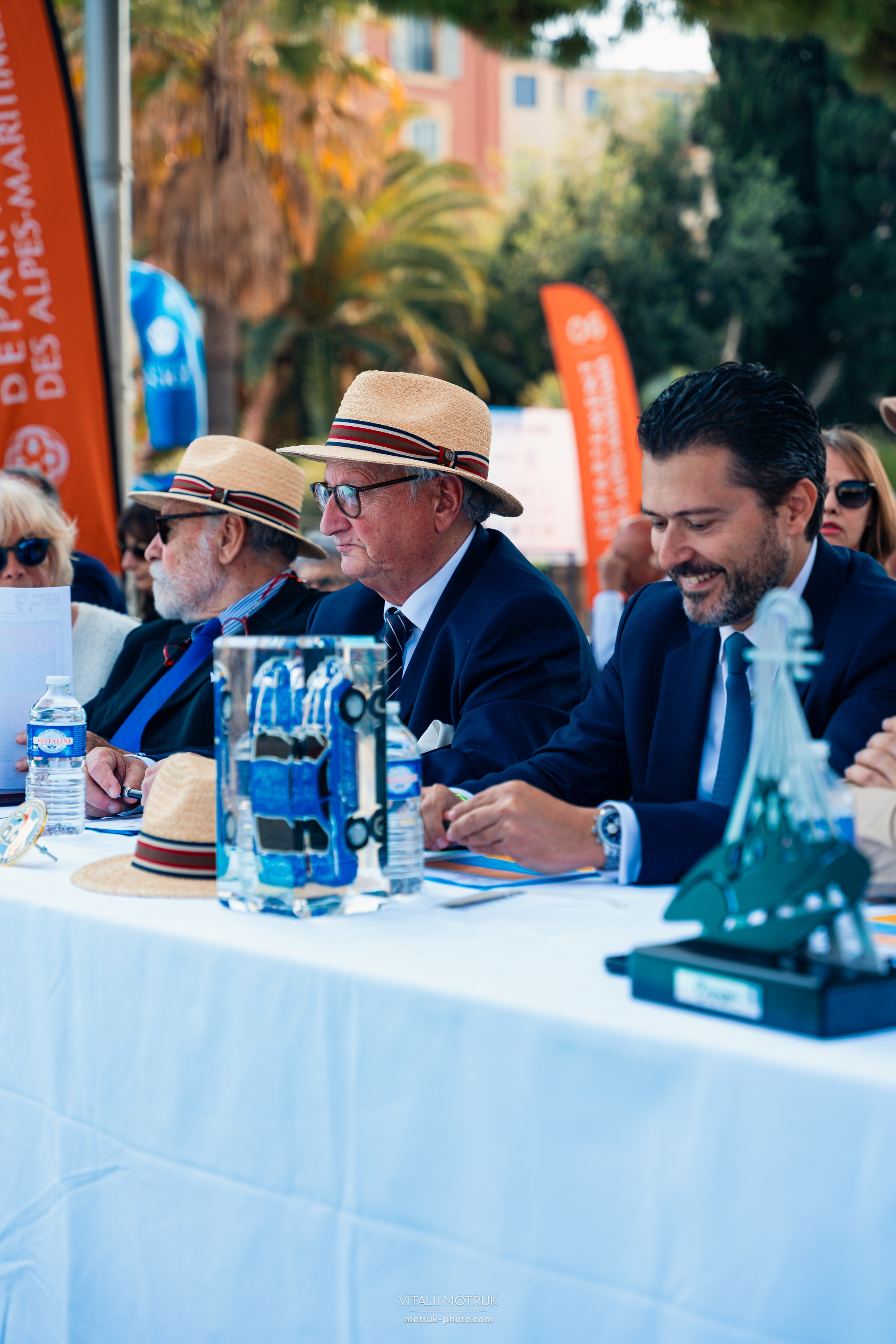 Legends de Nice. Photographe de voitures à Paris — Vitalii Motruk