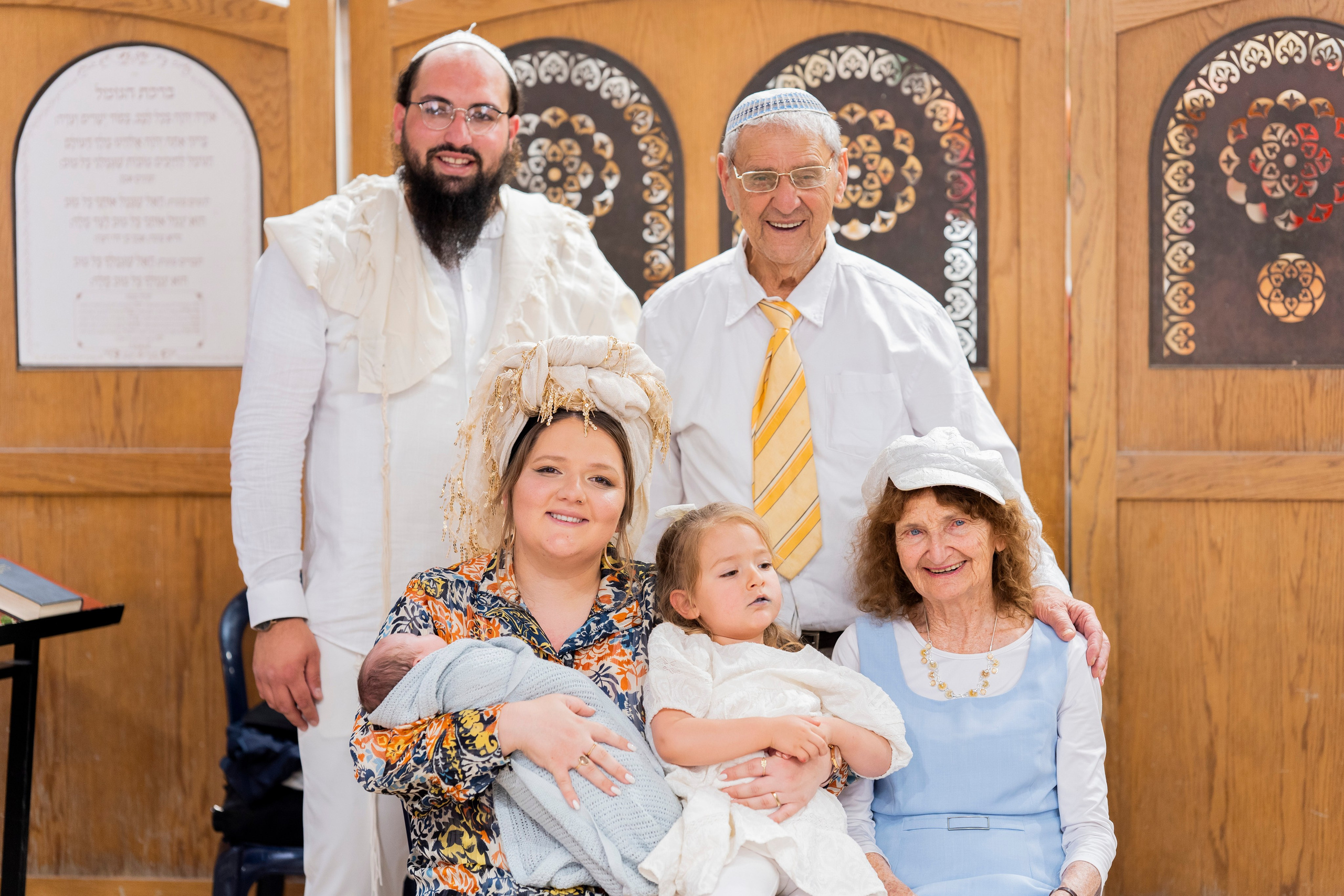 הברית של נחמן חזן. יוסף מזרחי צילום חתונה, ברית וזוגיות. צלם מקצועי שאוהב להוציא אתכם הכי יפים ברגעים הכי מרגשים