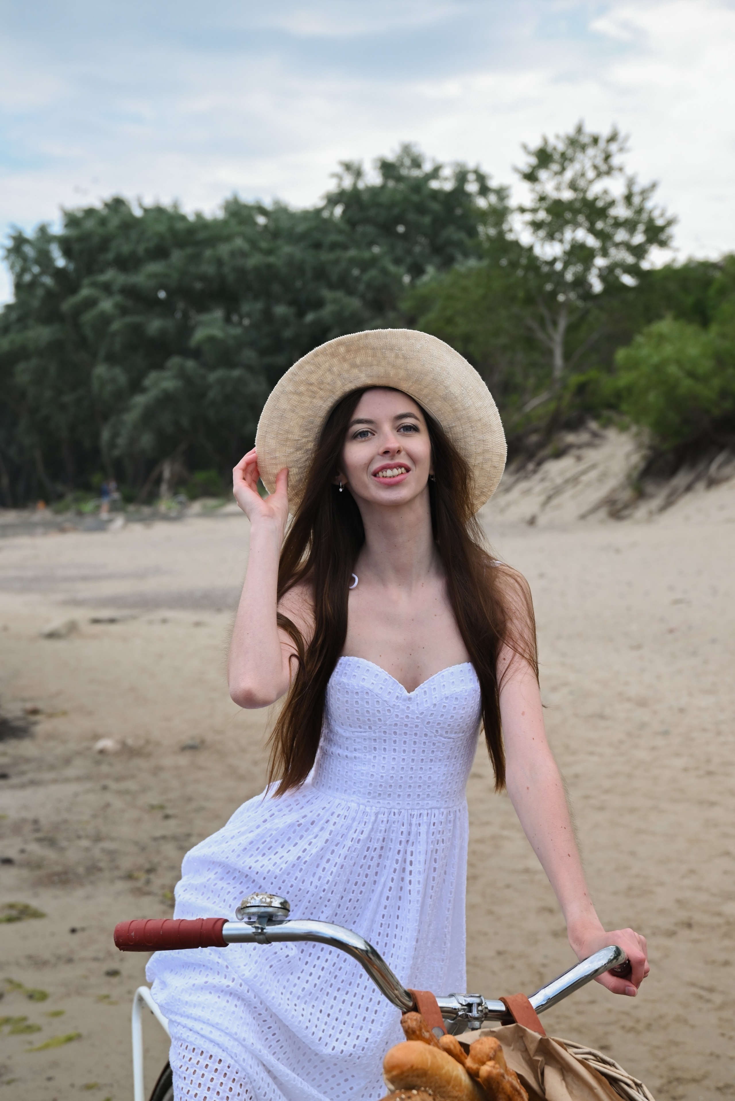 Love photography story on the riva of the see