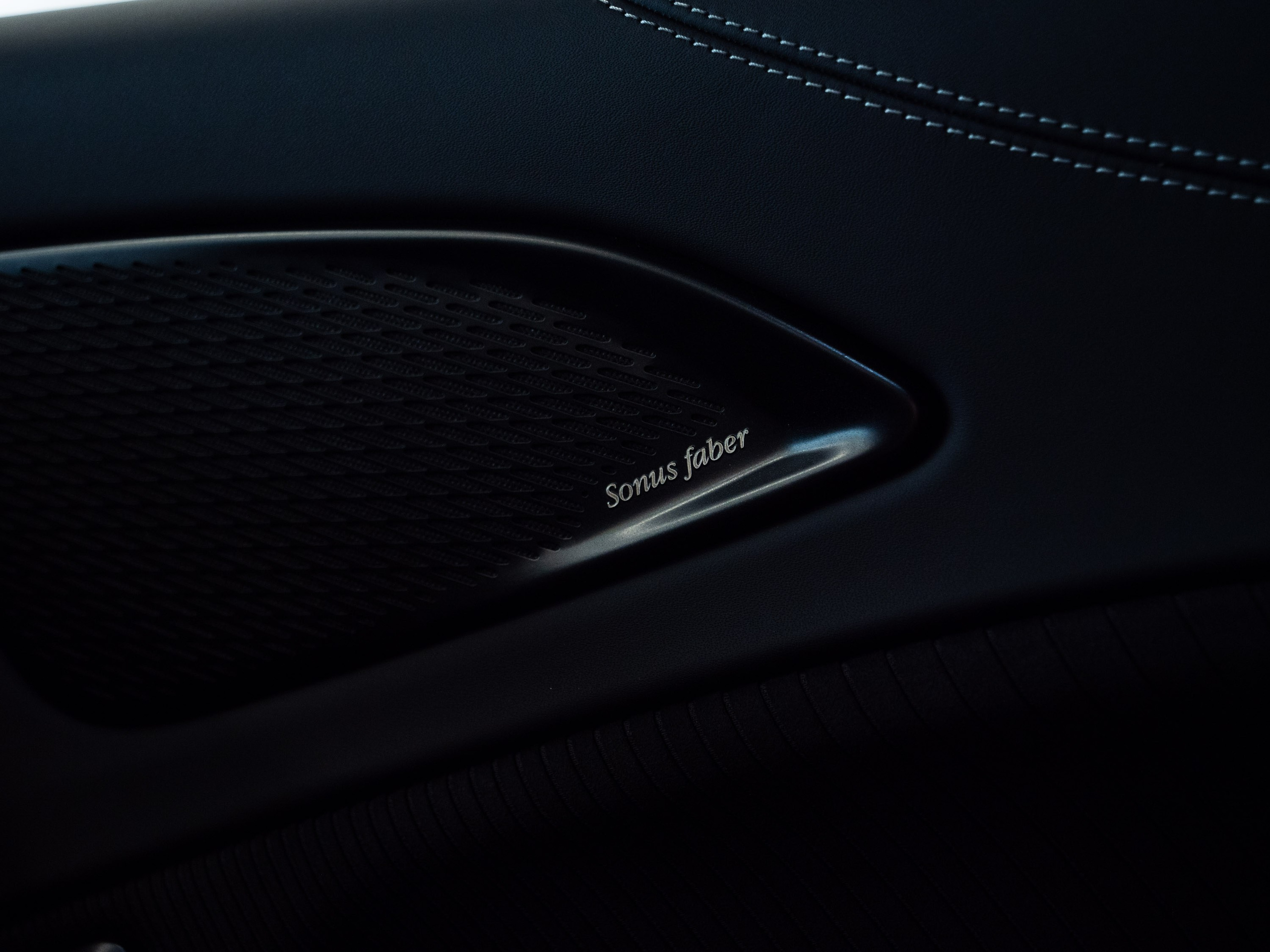 Maserati MC20. Dimitri Ilkov Photography — Capturing Life’s Moments in Edmonton, Cana